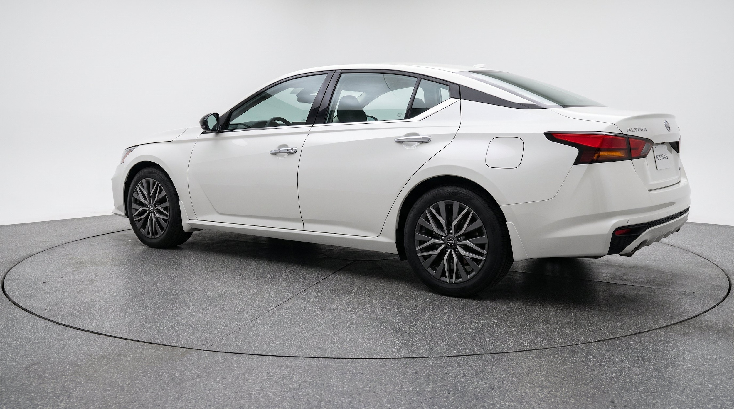 Thumbnail: 2025 Nissan Altima - 6