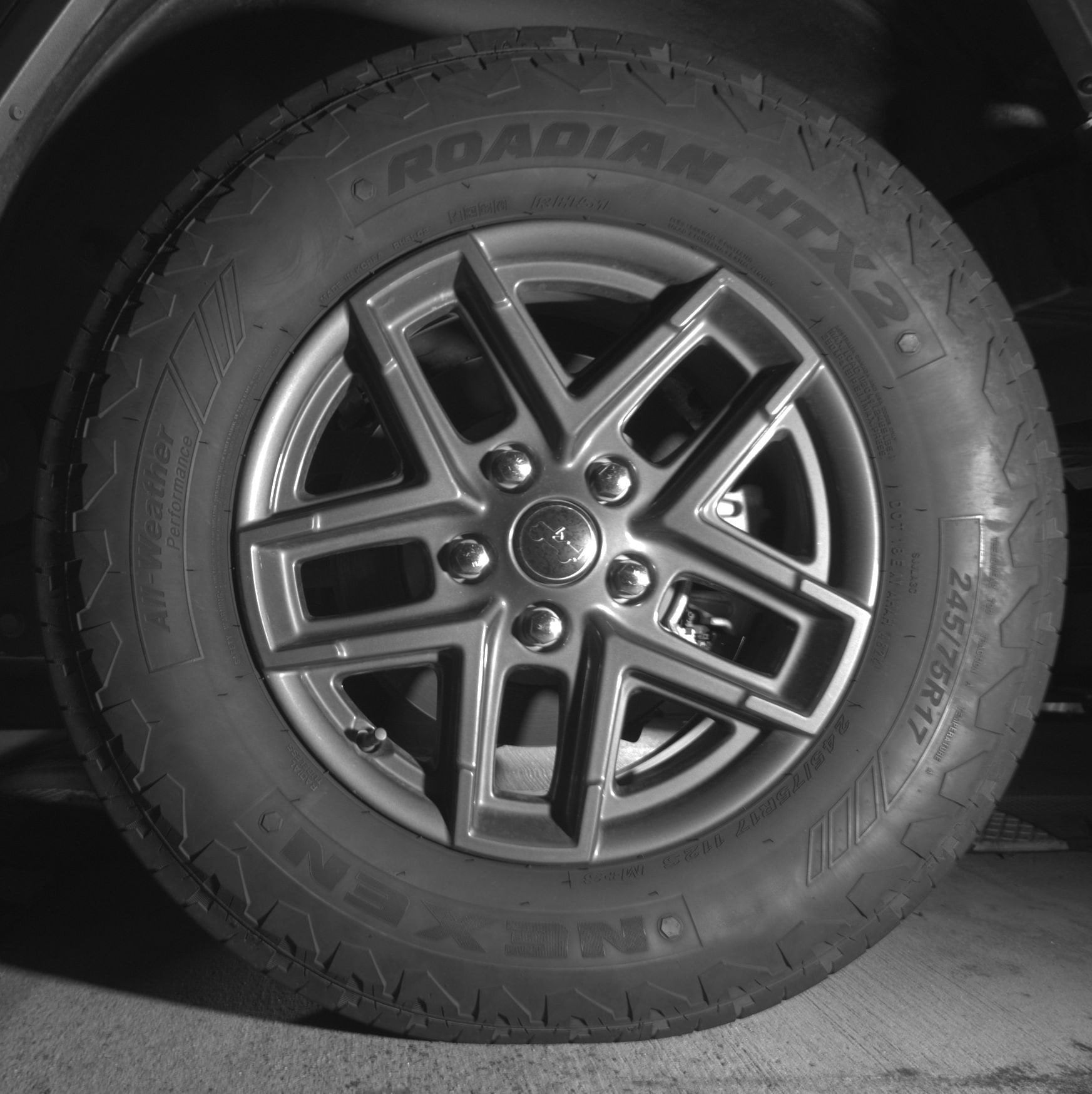 Thumbnail: 2025 Jeep Wrangler - 14