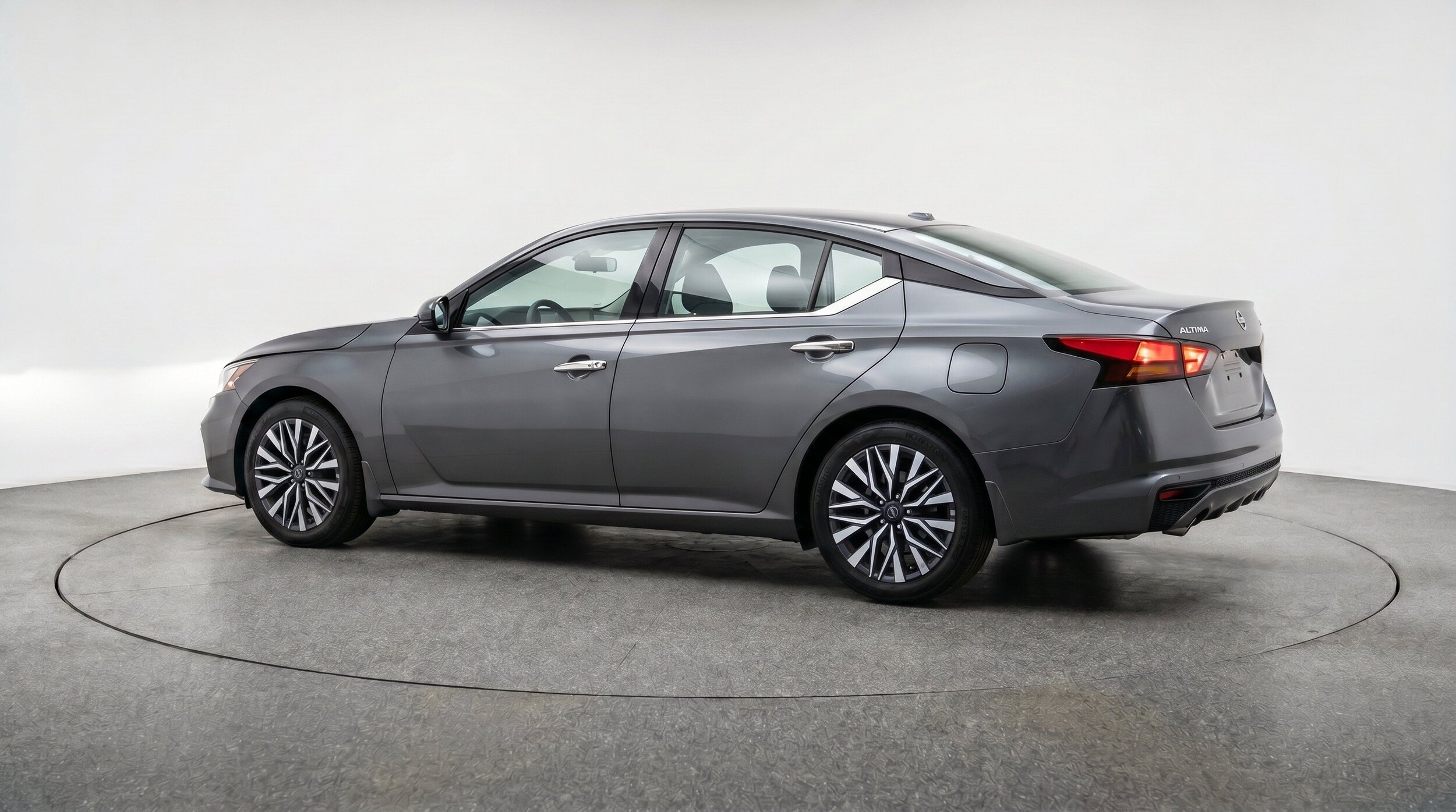 Thumbnail: 2025 Nissan Altima - 6