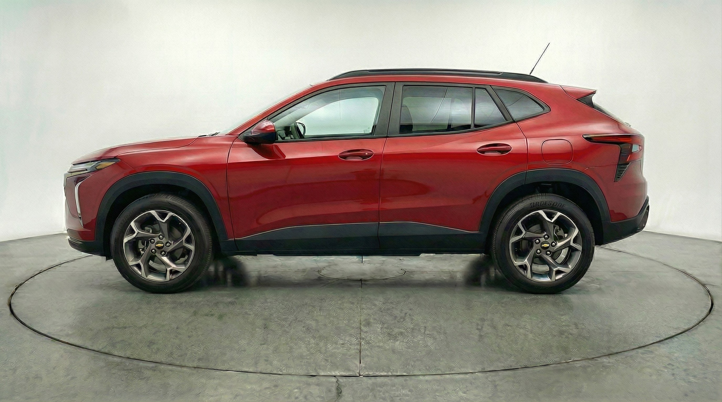 Thumbnail: 2025 Chevrolet Trax - 5