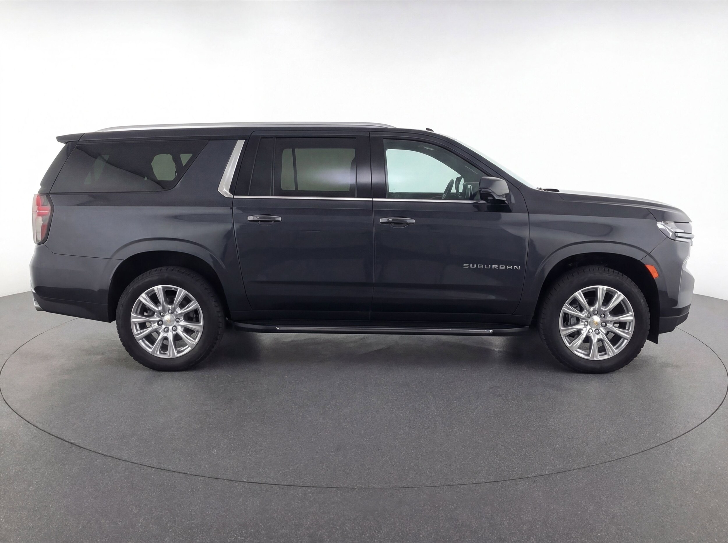 Thumbnail: 2023 Chevrolet Suburban - 11