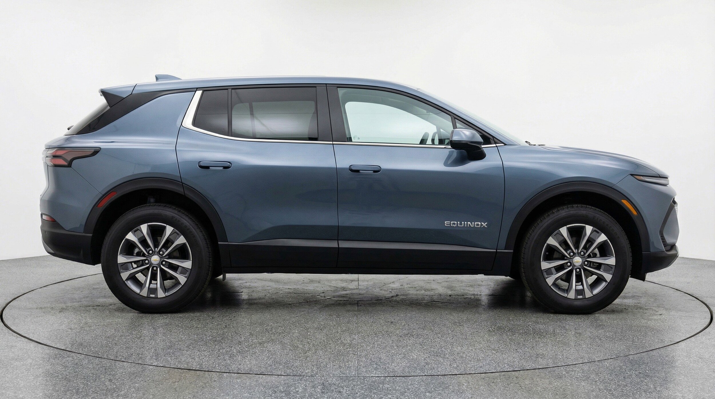 Thumbnail: 2025 Chevrolet Equinox - 11