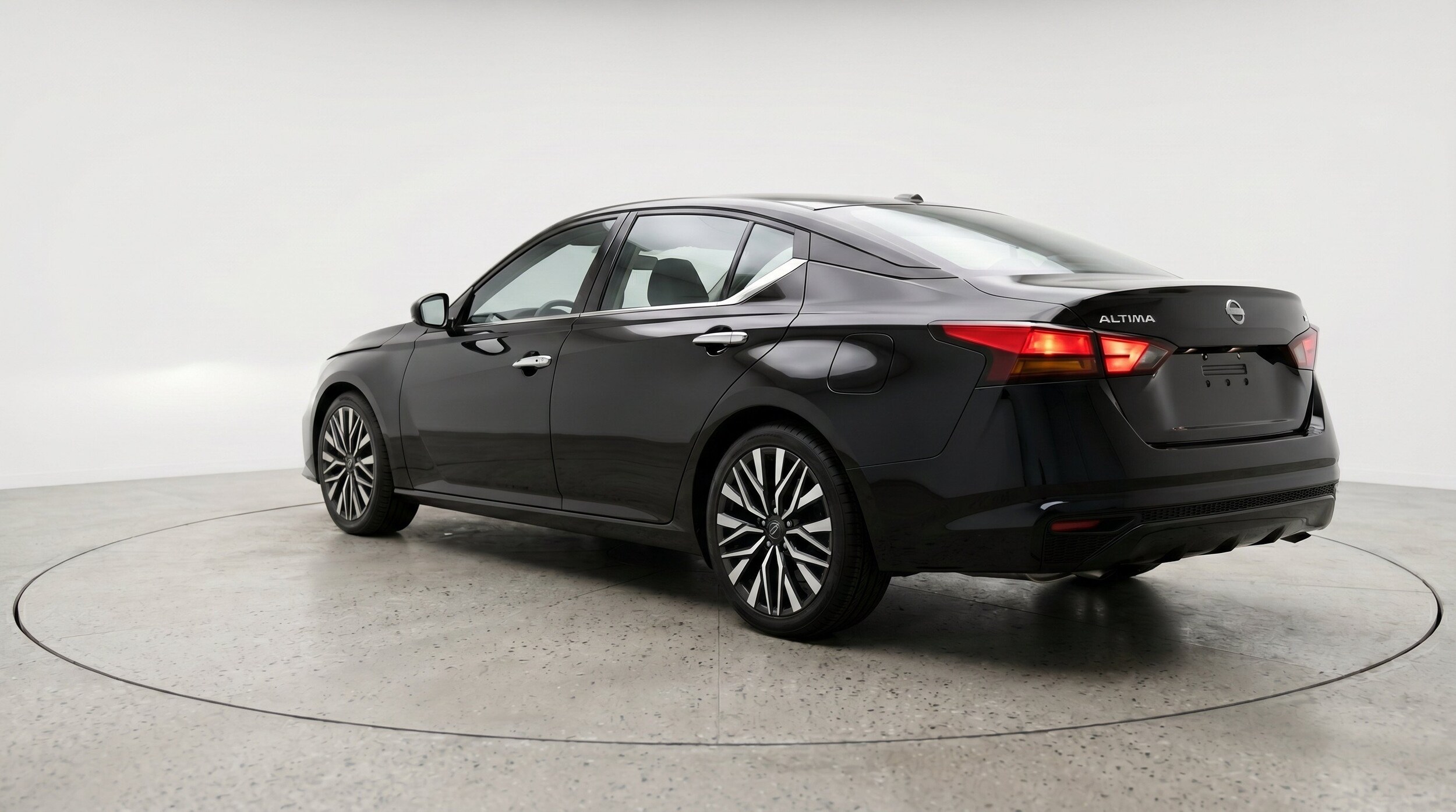 Thumbnail: 2025 Nissan Altima - 6