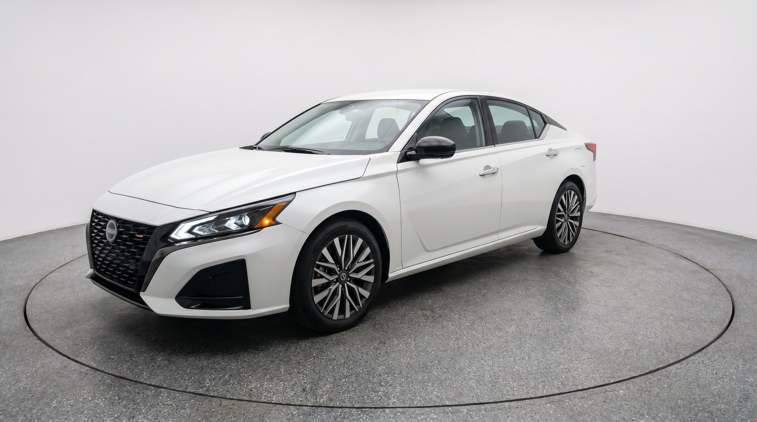 Thumbnail: 2025 Nissan Altima - 3