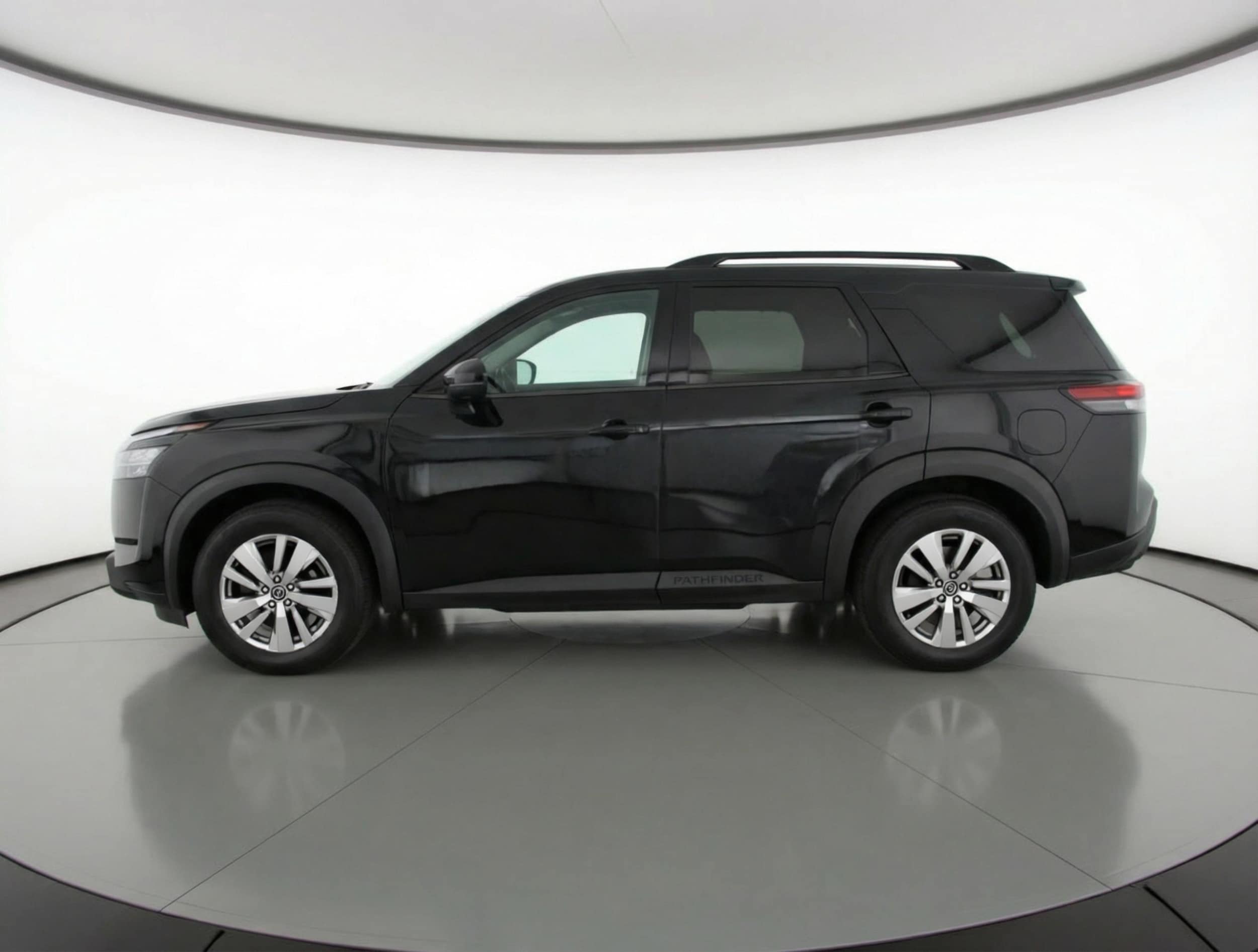 Thumbnail: 2025 Nissan Pathfinder - 4