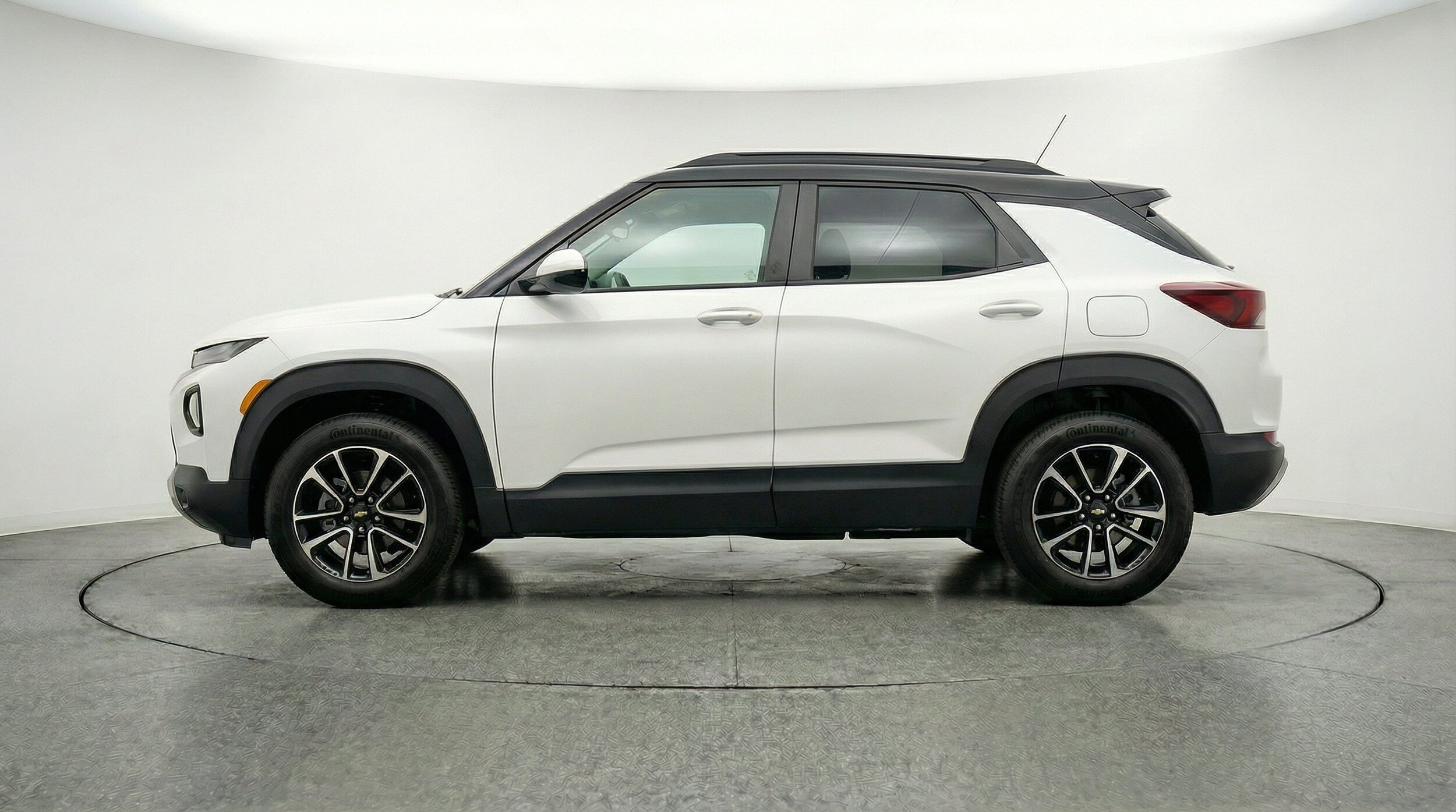 Thumbnail: 2025 Chevrolet TrailBlazer - 5