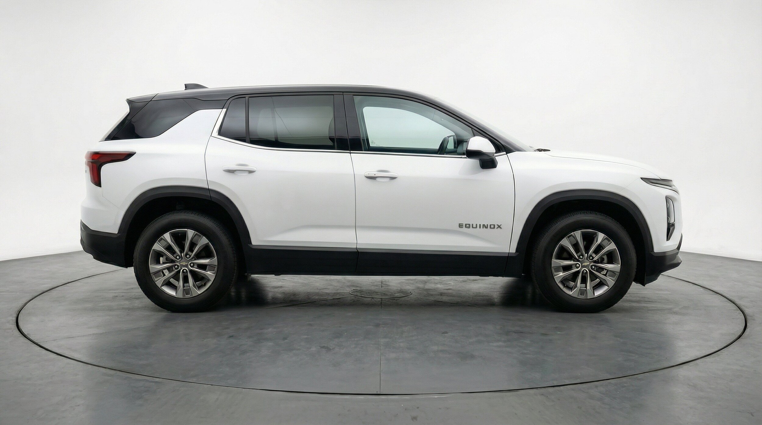 Thumbnail: 2025 Chevrolet Equinox - 11
