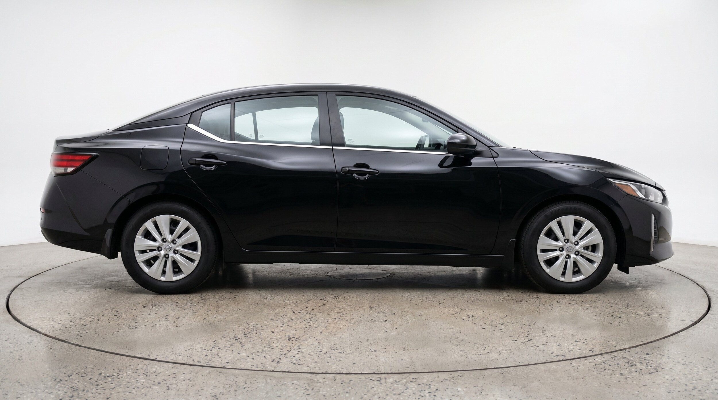 Thumbnail: 2025 Nissan Sentra - 11