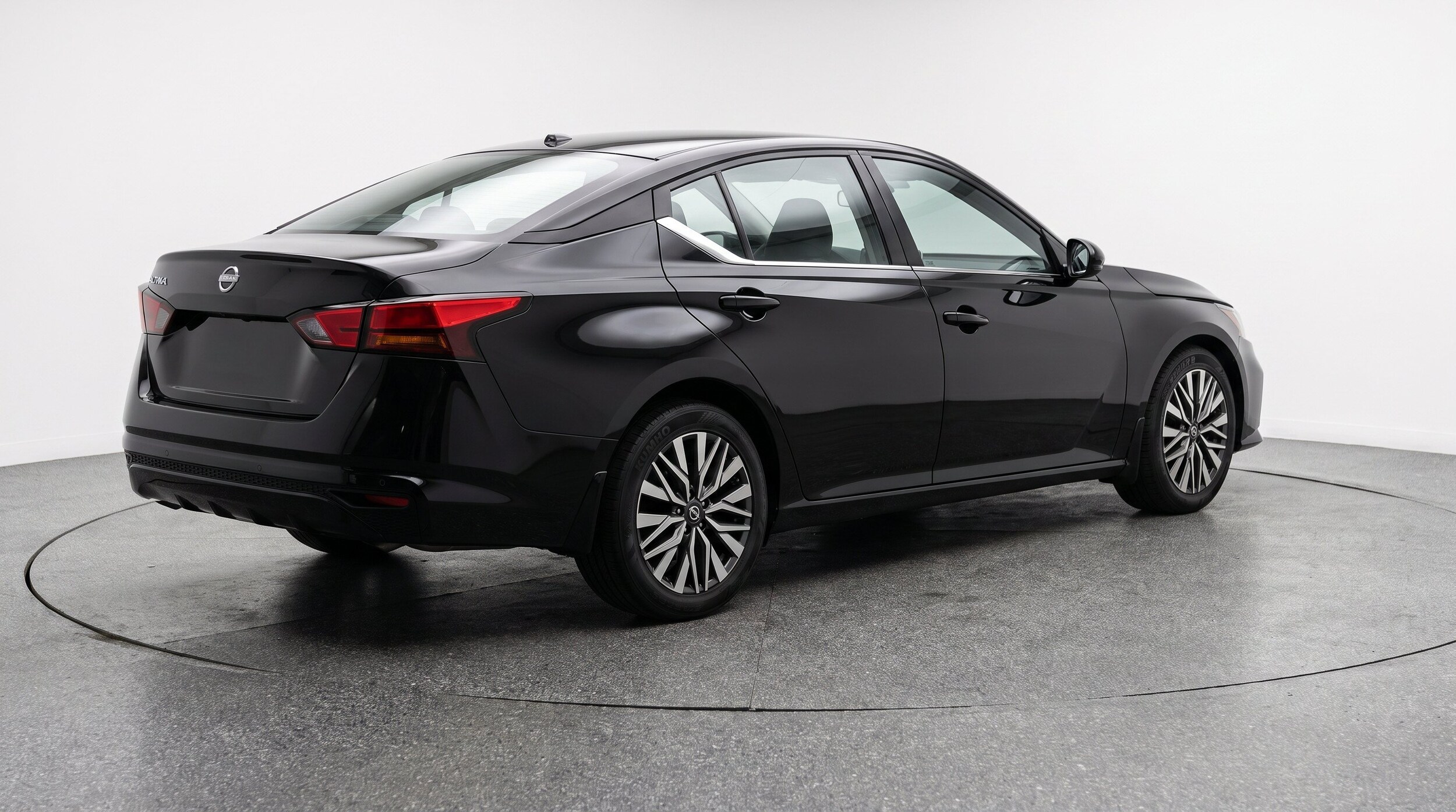 Thumbnail: 2026 Nissan Altima - 9