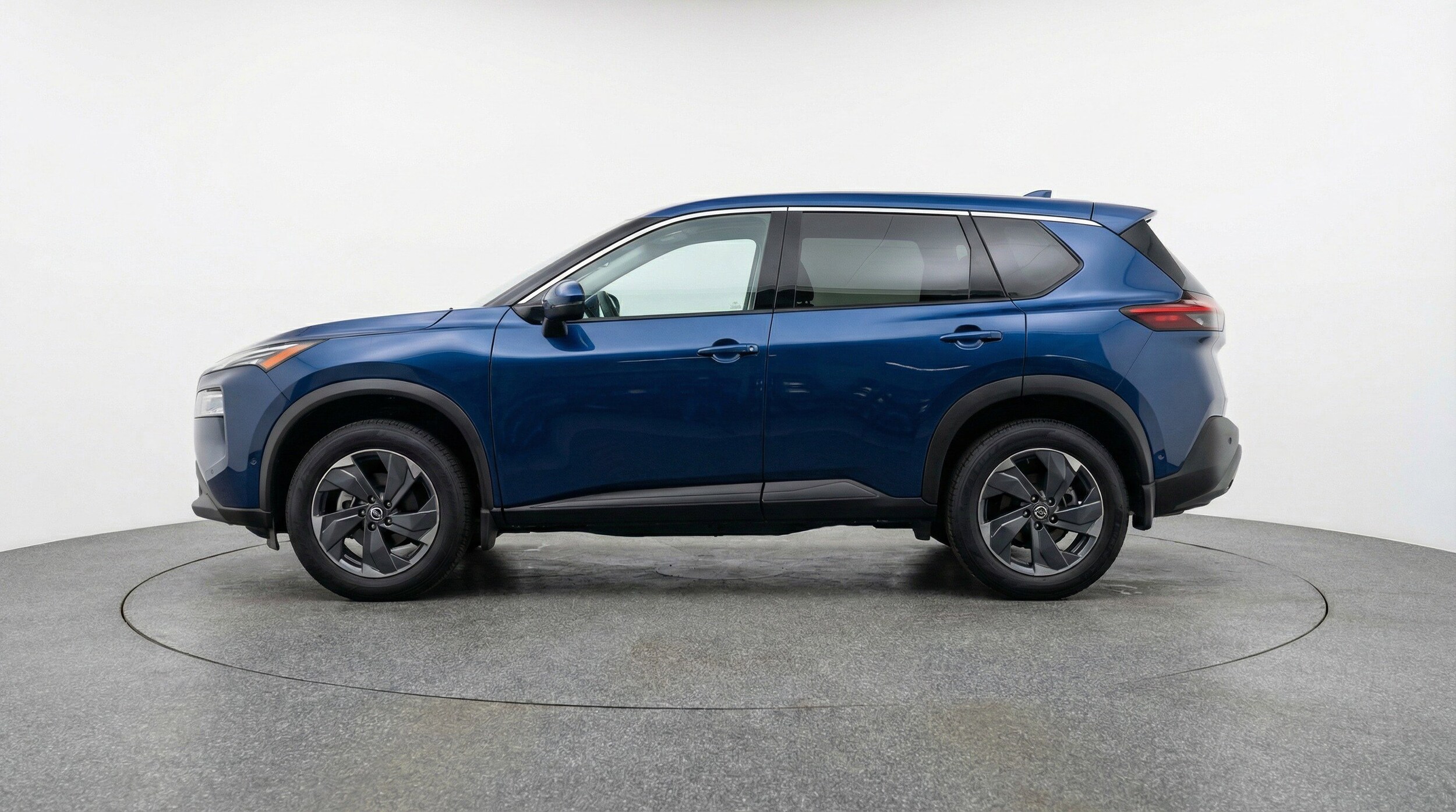 Thumbnail: 2025 Nissan Rogue - 5