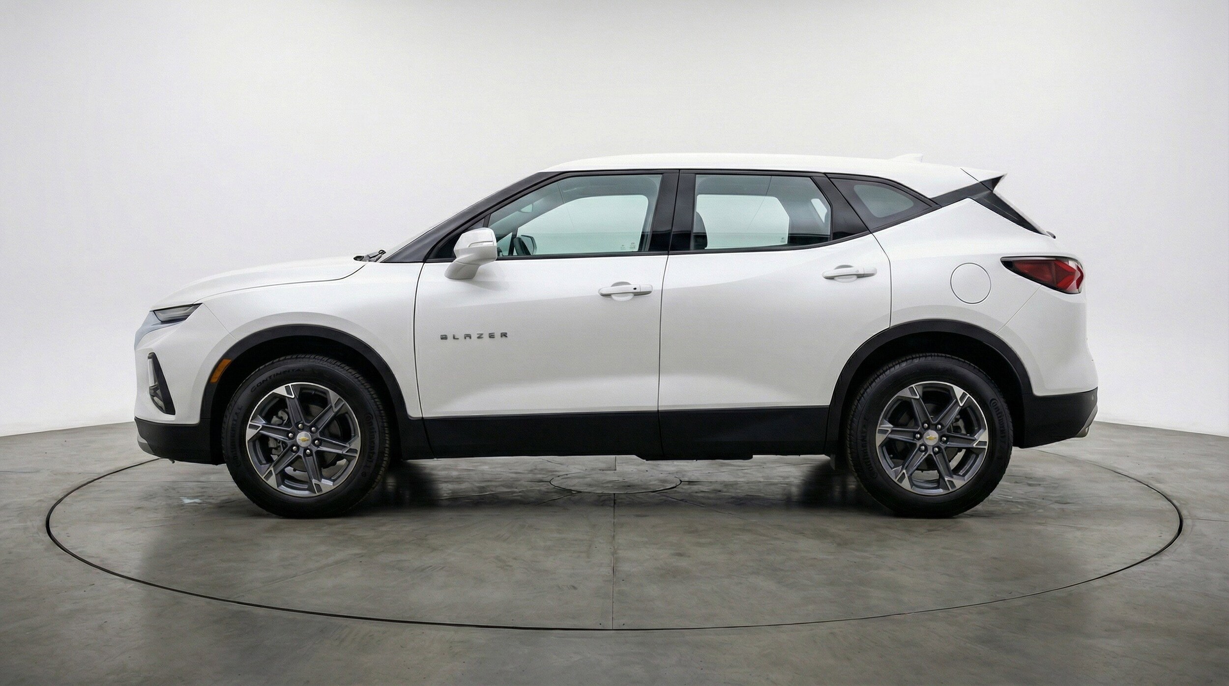 Thumbnail: 2025 Chevrolet Blazer - 5