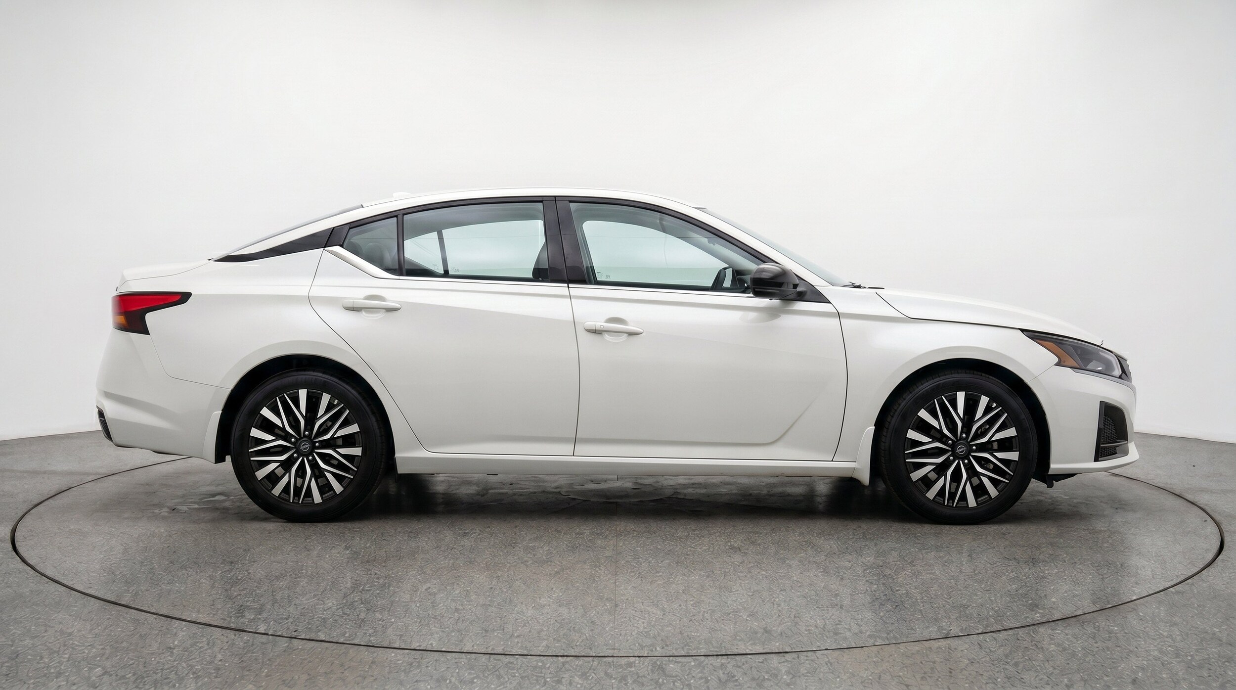 Thumbnail: 2025 Nissan Altima - 11