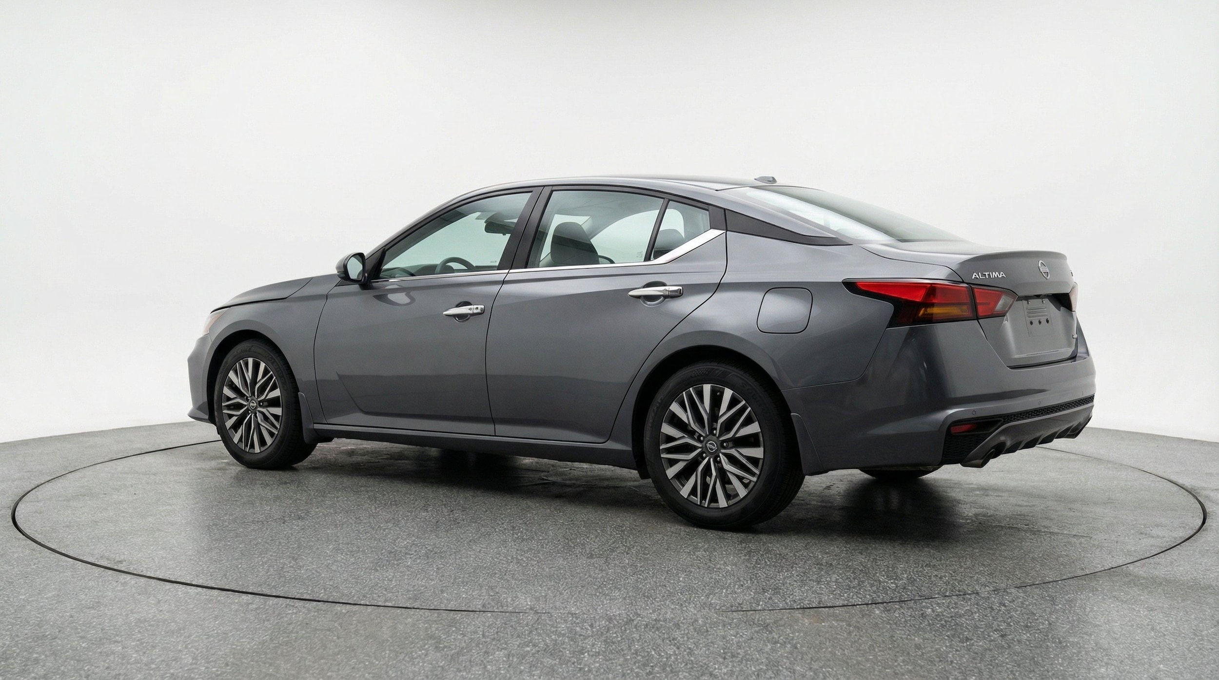 Thumbnail: 2025 Nissan Altima - 6