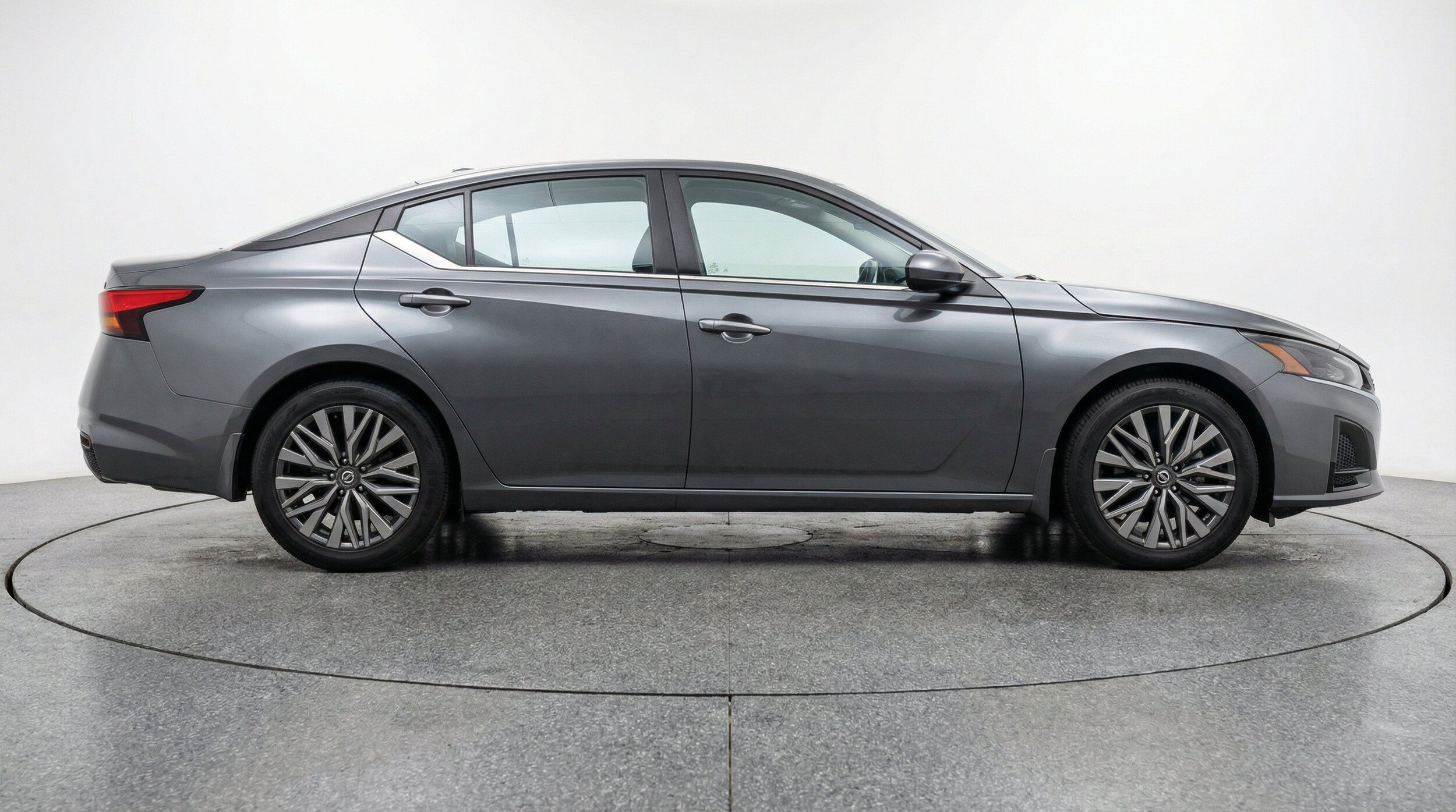 Thumbnail: 2025 Nissan Altima - 10
