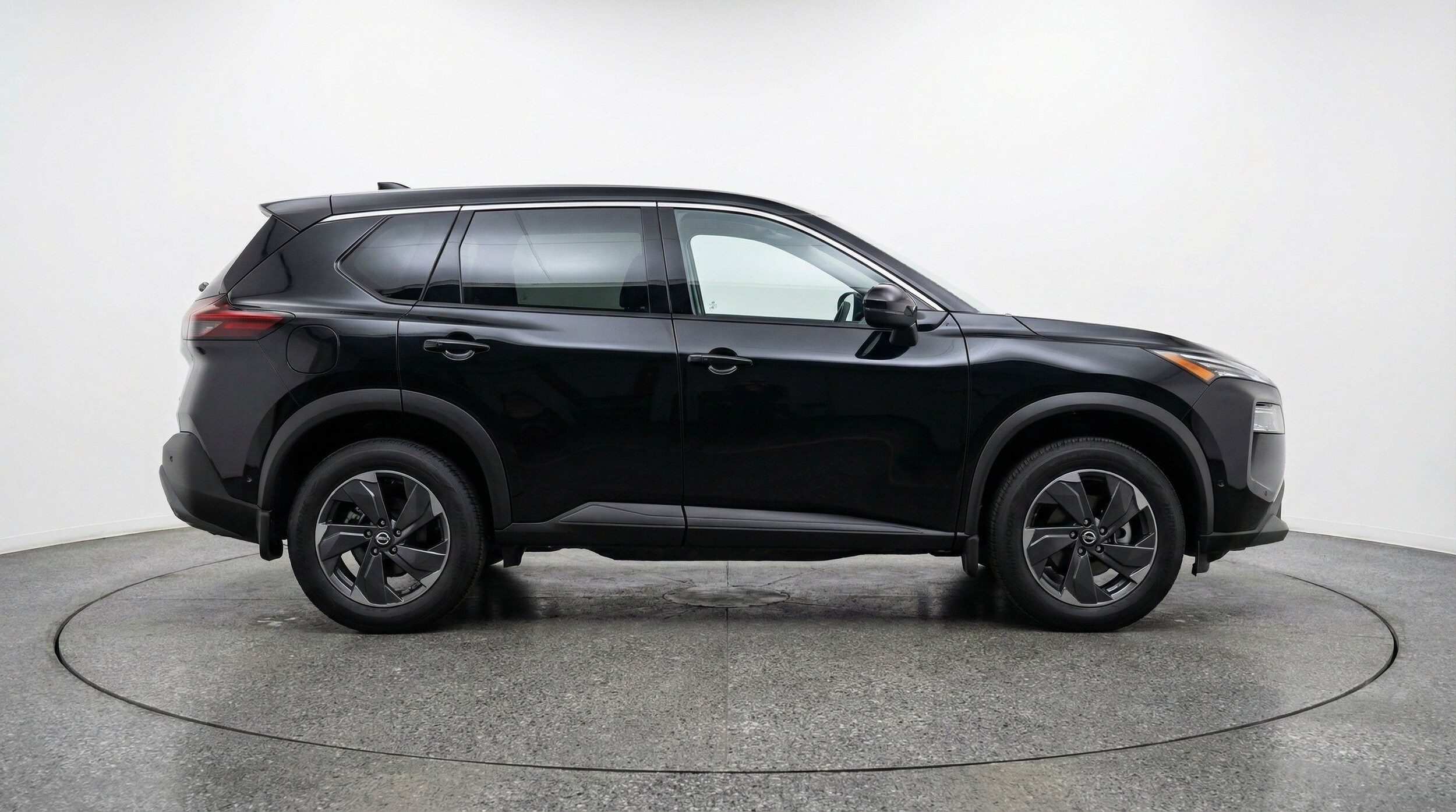 Thumbnail: 2025 Nissan Rogue - 11