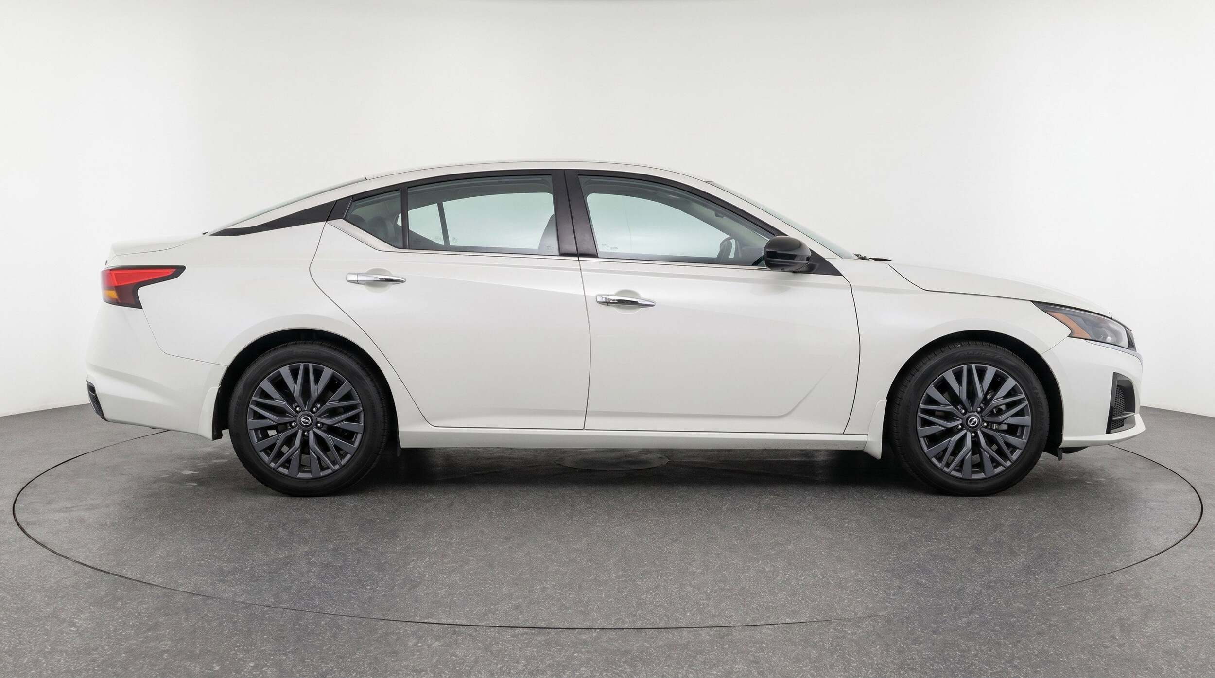 Thumbnail: 2025 Nissan Altima - 11