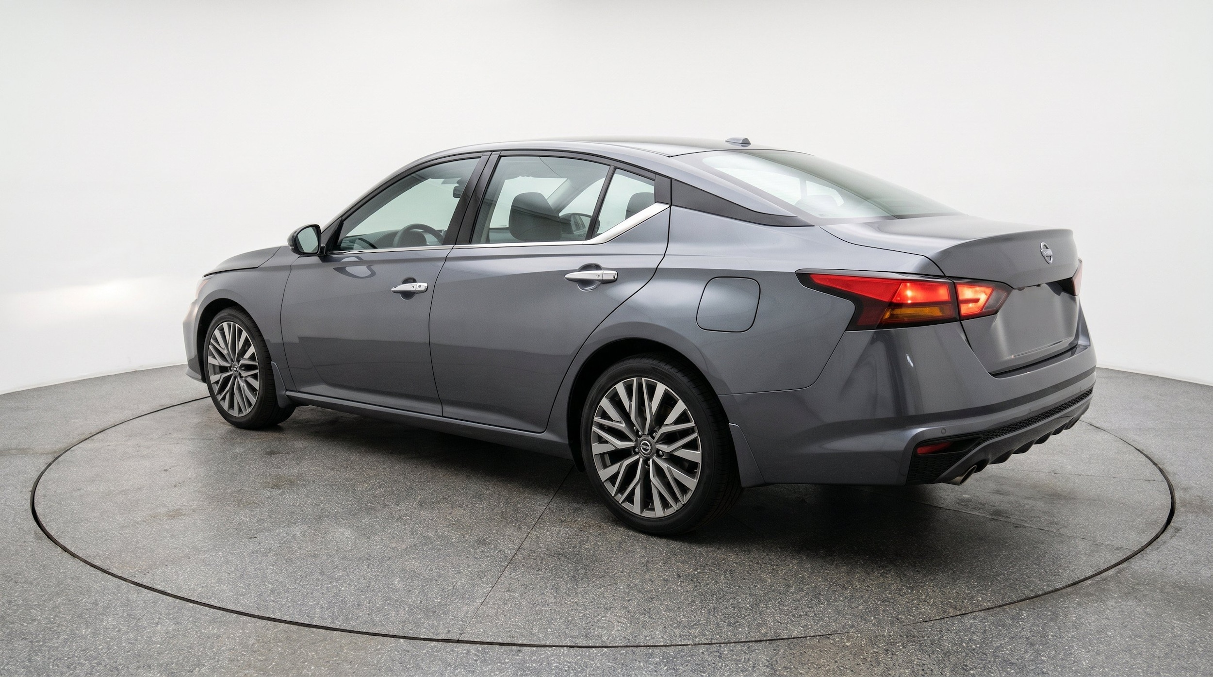 Thumbnail: 2025 Nissan Altima - 6