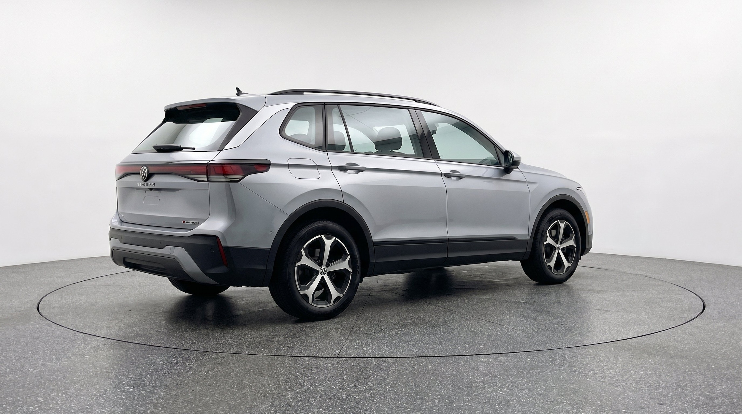 Thumbnail: 2026 Volkswagen Tiguan - 9