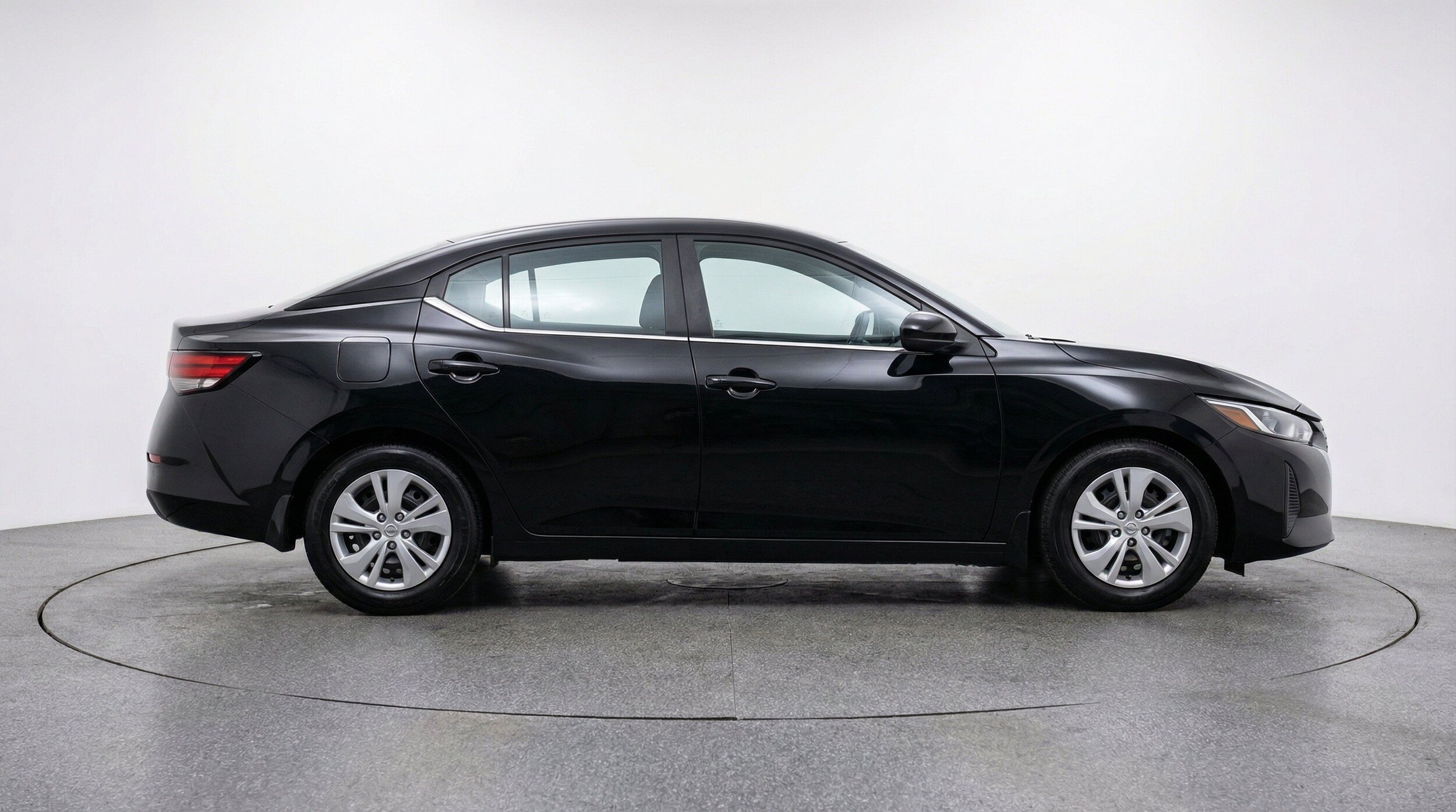 Thumbnail: 2025 Nissan Sentra - 11