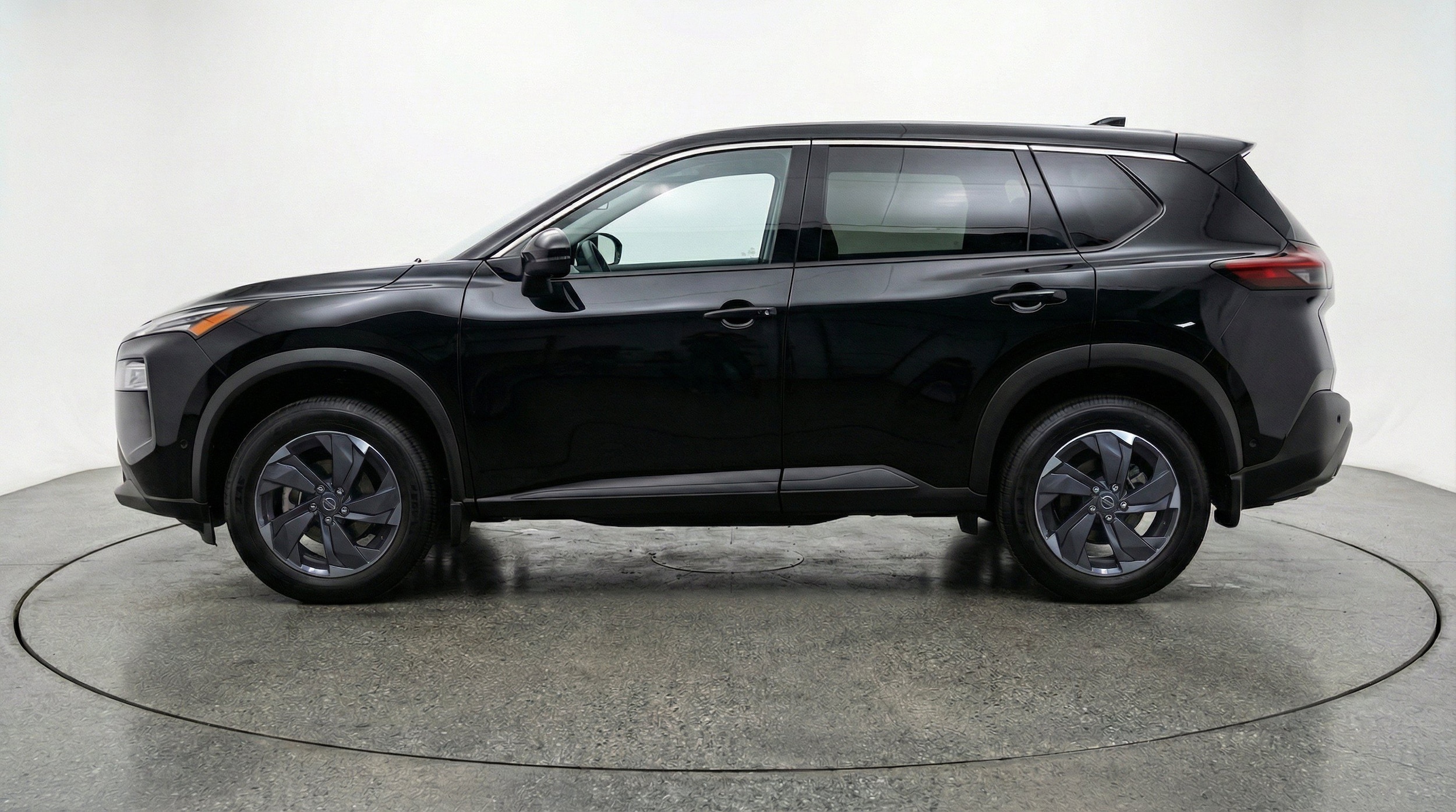 Thumbnail: 2025 Nissan Rogue - 5