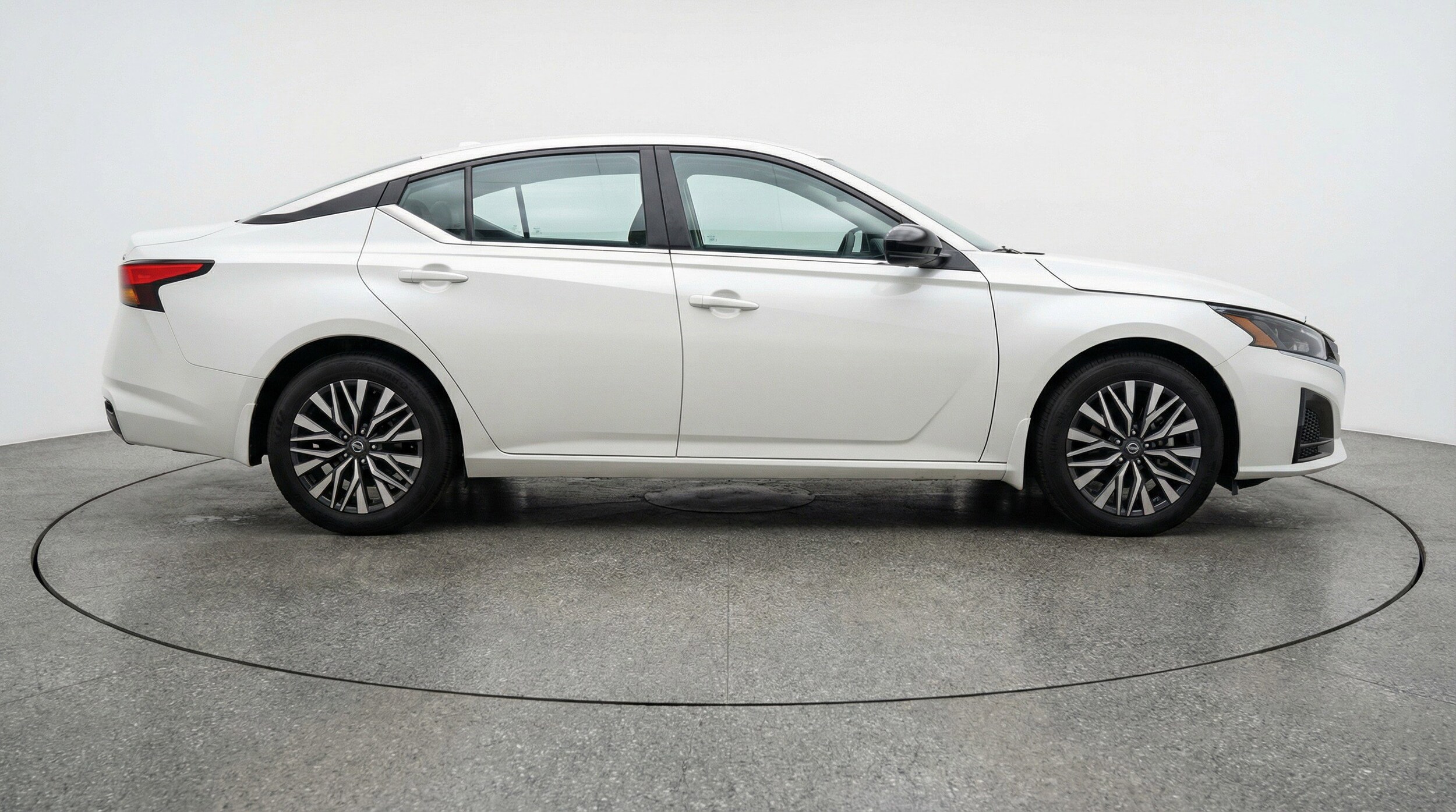 Thumbnail: 2025 Nissan Altima - 11