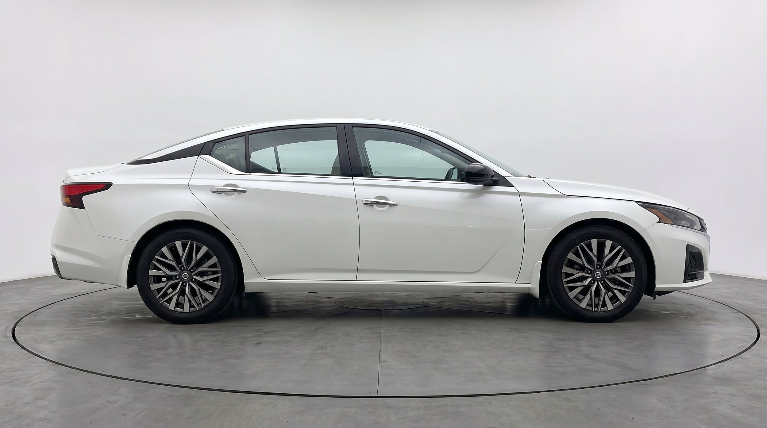 Thumbnail: 2025 Nissan Altima - 11