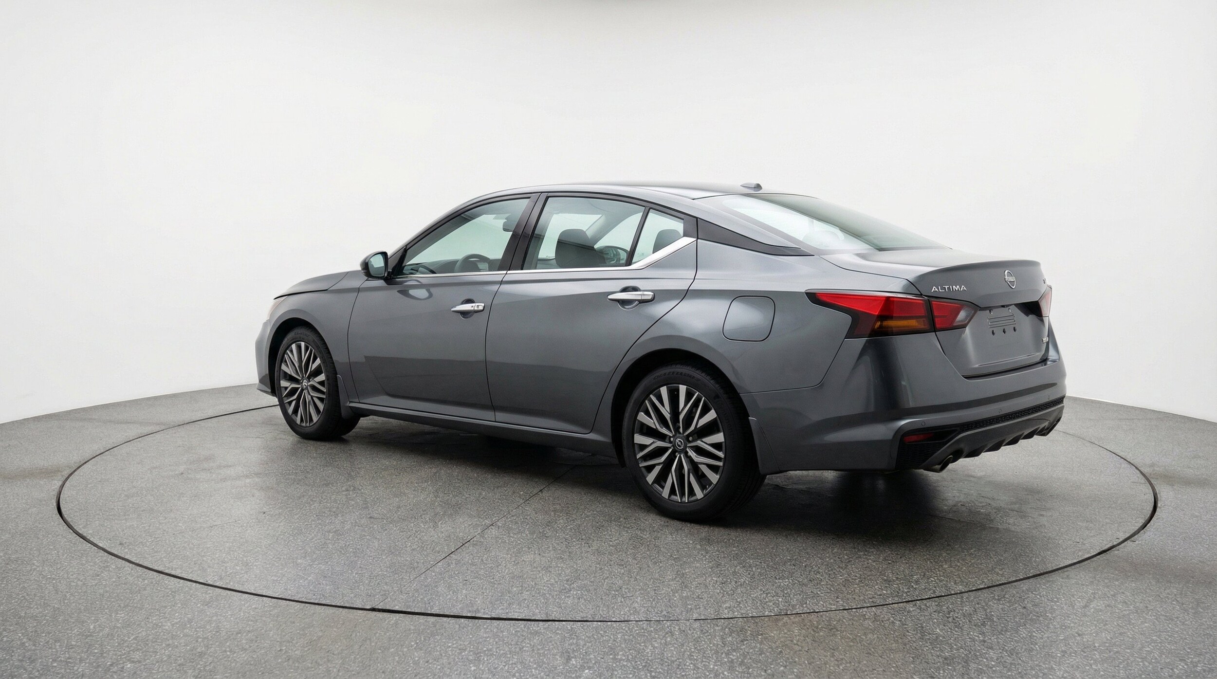 Thumbnail: 2025 Nissan Altima - 6