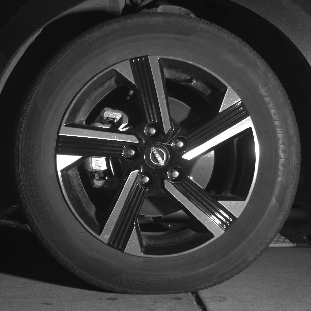 Thumbnail: 2025 Nissan Sentra - 9