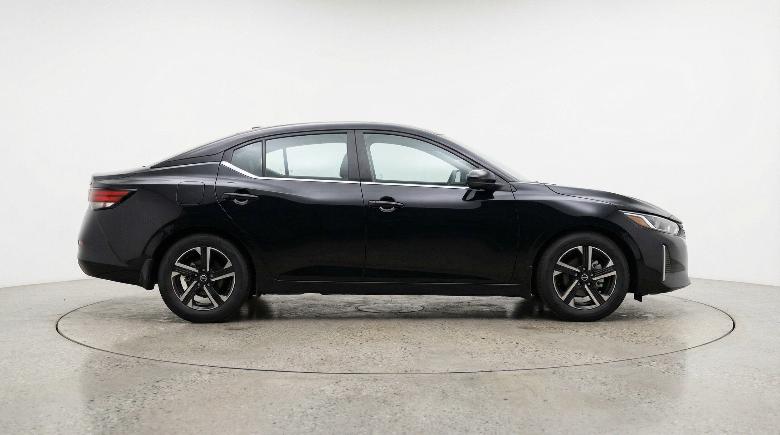 Thumbnail: 2025 Nissan Sentra - 11