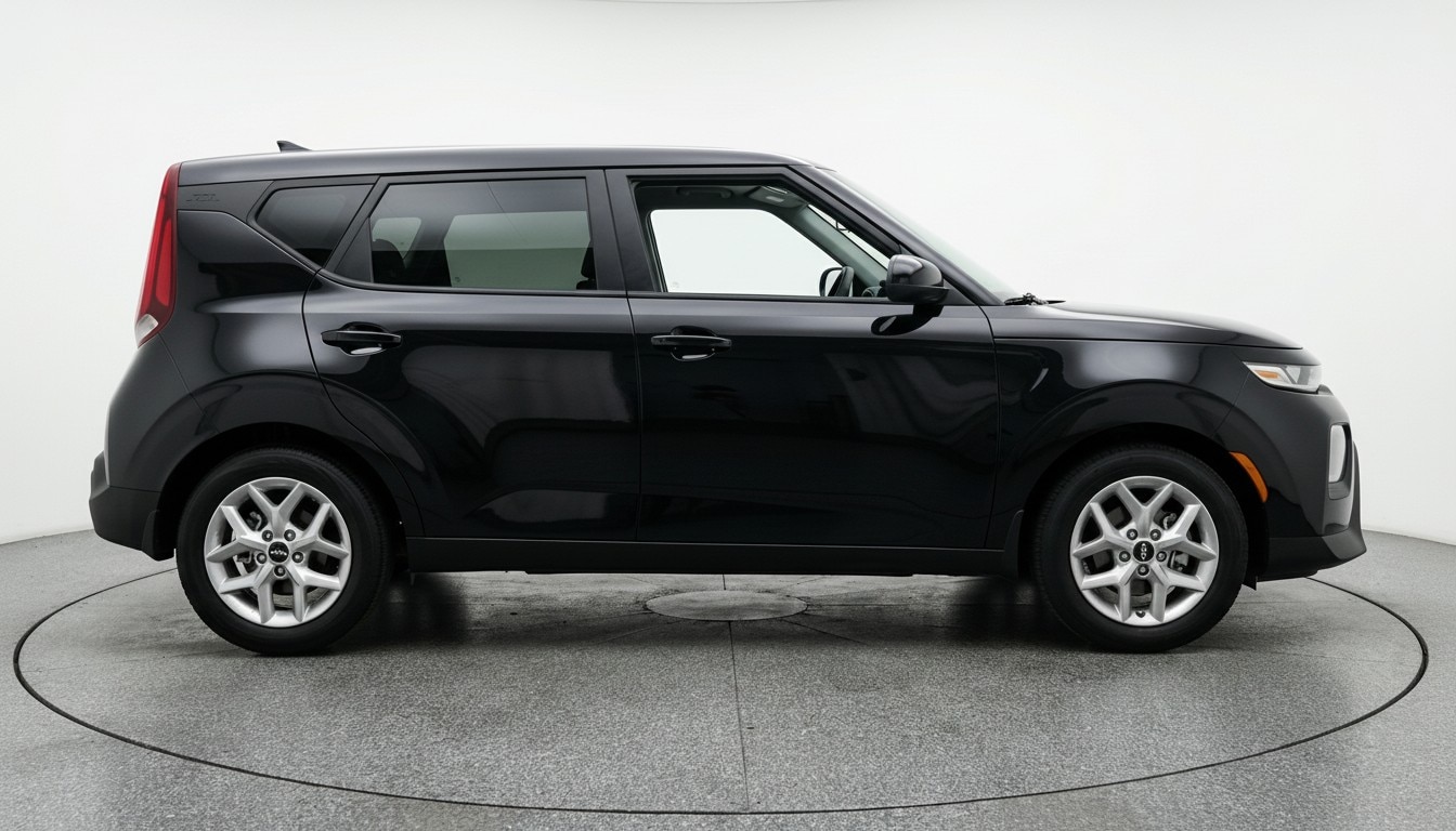 Thumbnail: 2025 Kia Soul - 8