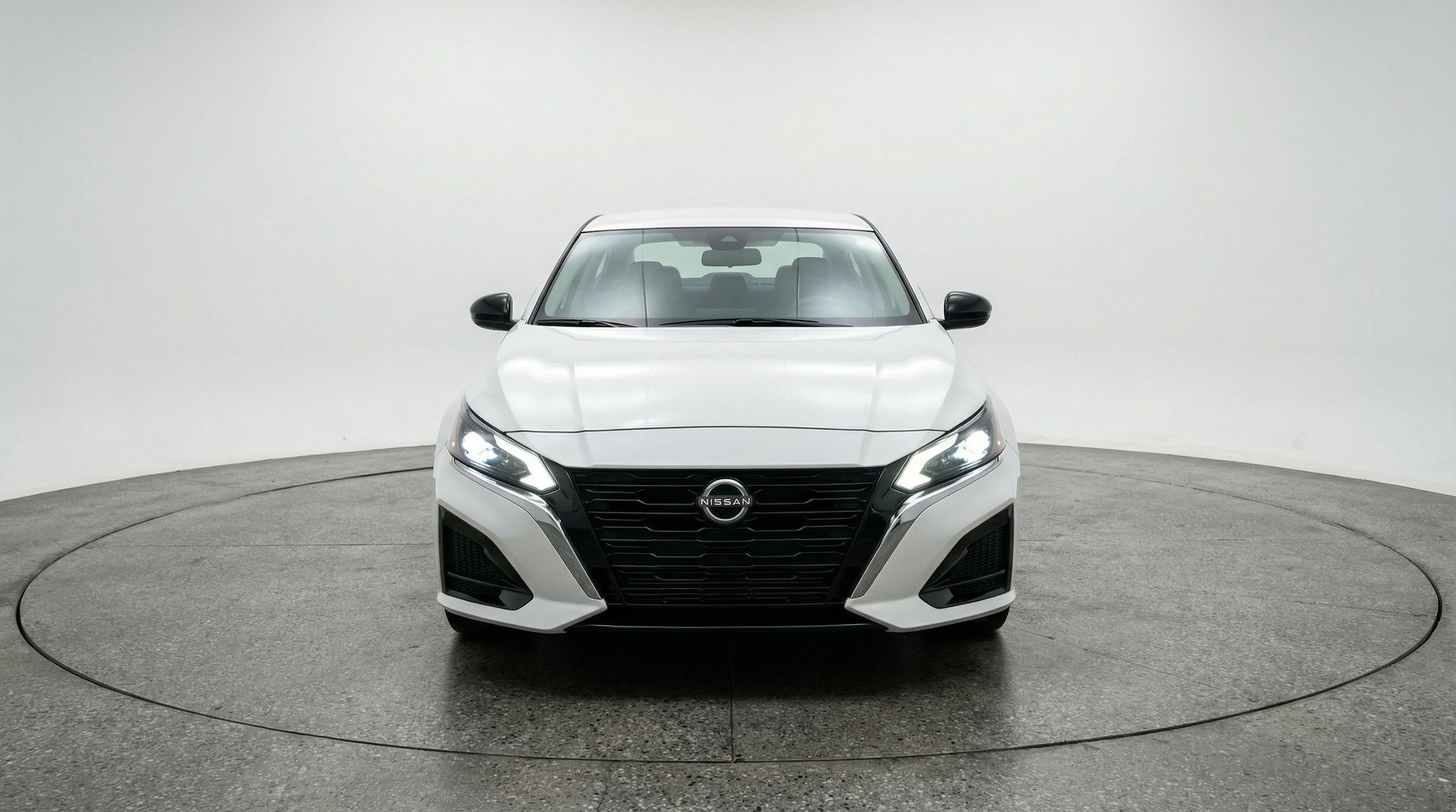 Thumbnail: 2025 Nissan Altima - 2