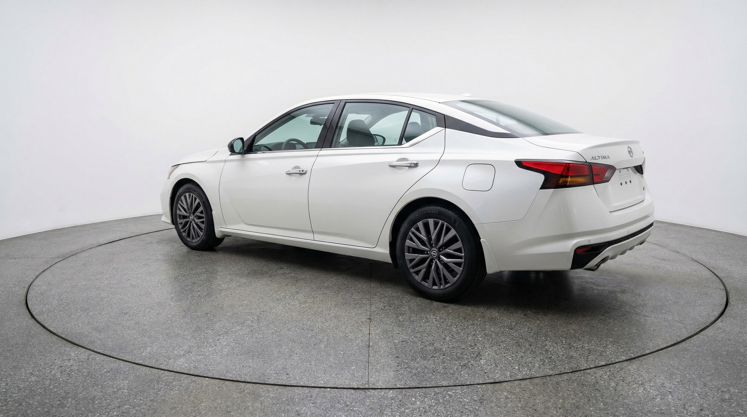 Thumbnail: 2025 Nissan Altima - 6