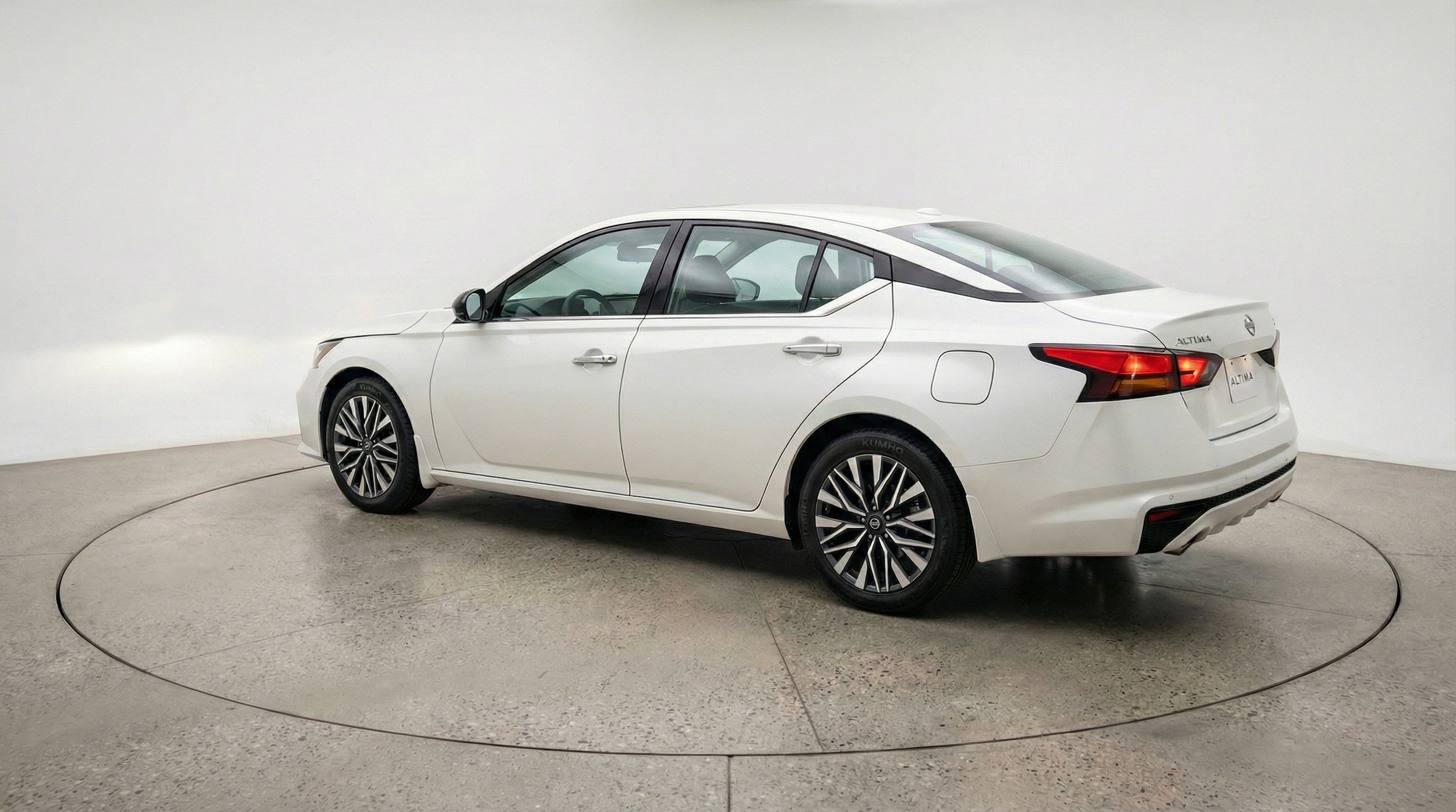 Thumbnail: 2025 Nissan Altima - 6