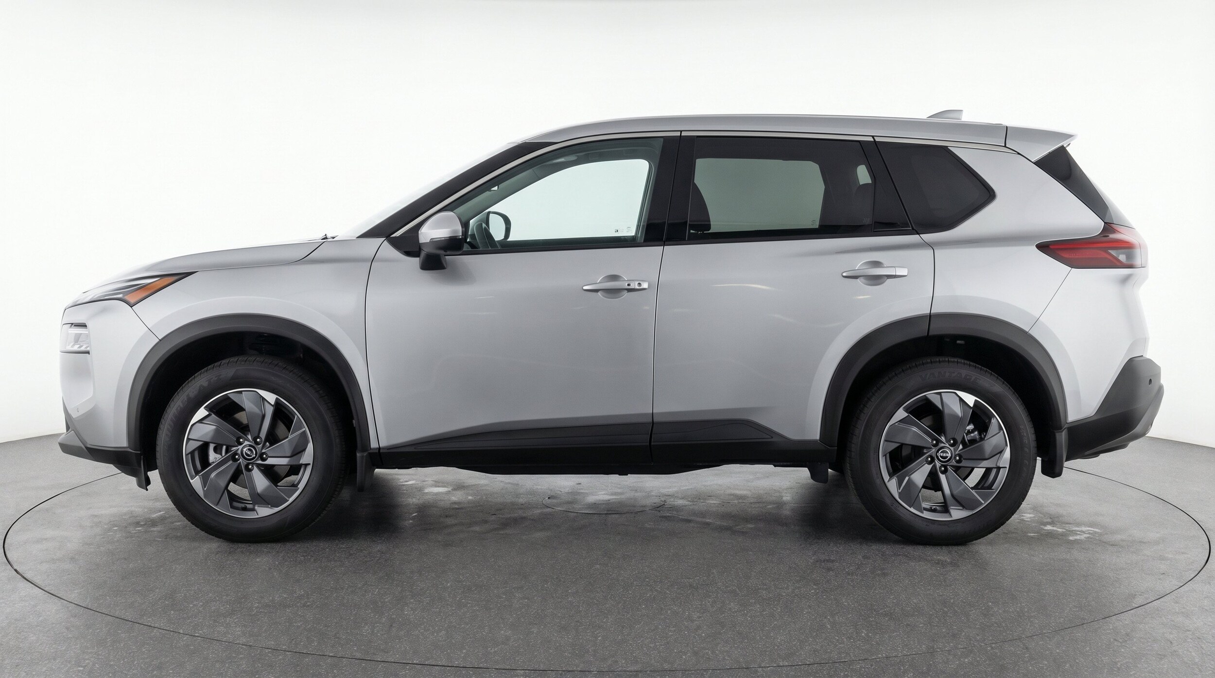 Thumbnail: 2025 Nissan Rogue - 5