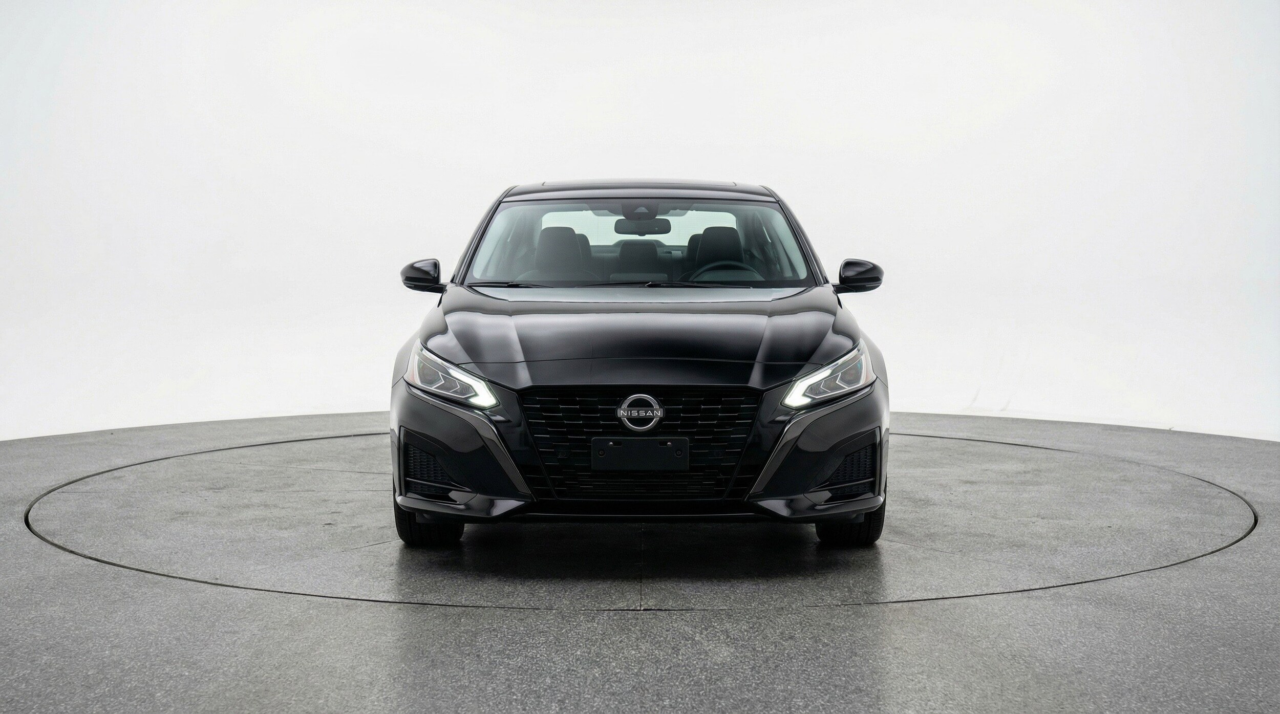 Thumbnail: 2025 Nissan Altima - 2