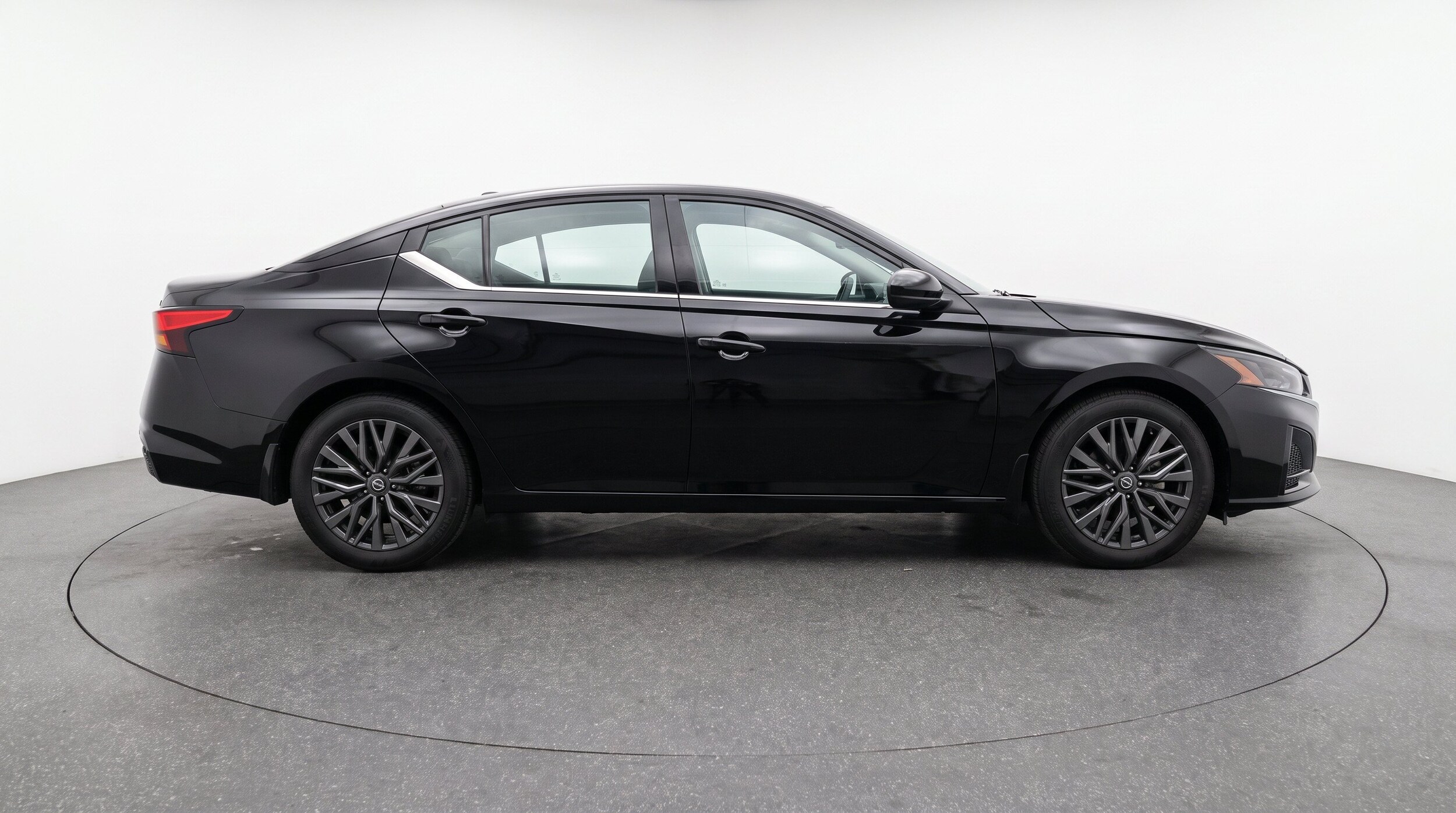 Thumbnail: 2026 Nissan Altima - 10