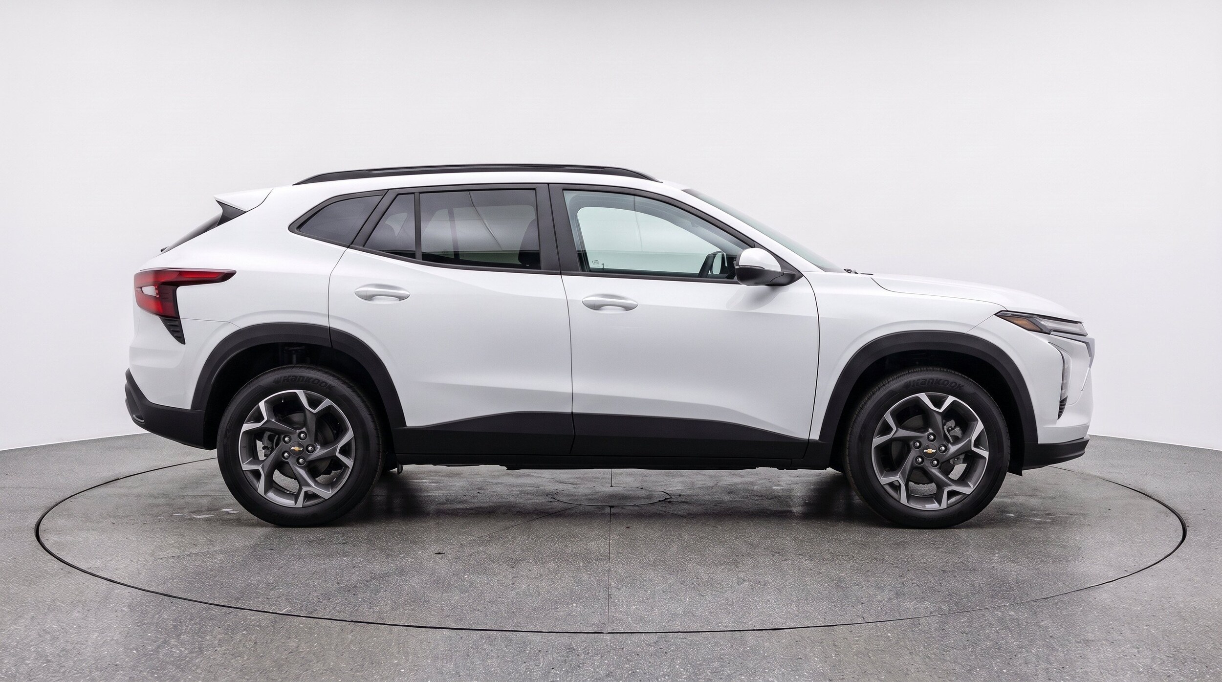 Thumbnail: 2025 Chevrolet Trax - 11