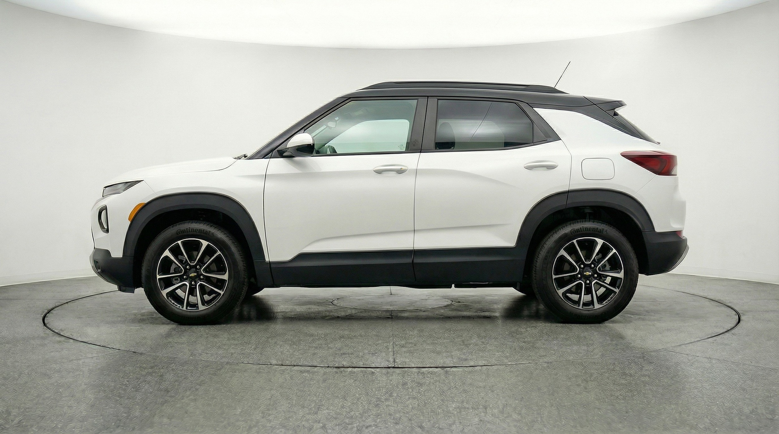 Thumbnail: 2025 Chevrolet TrailBlazer - 5