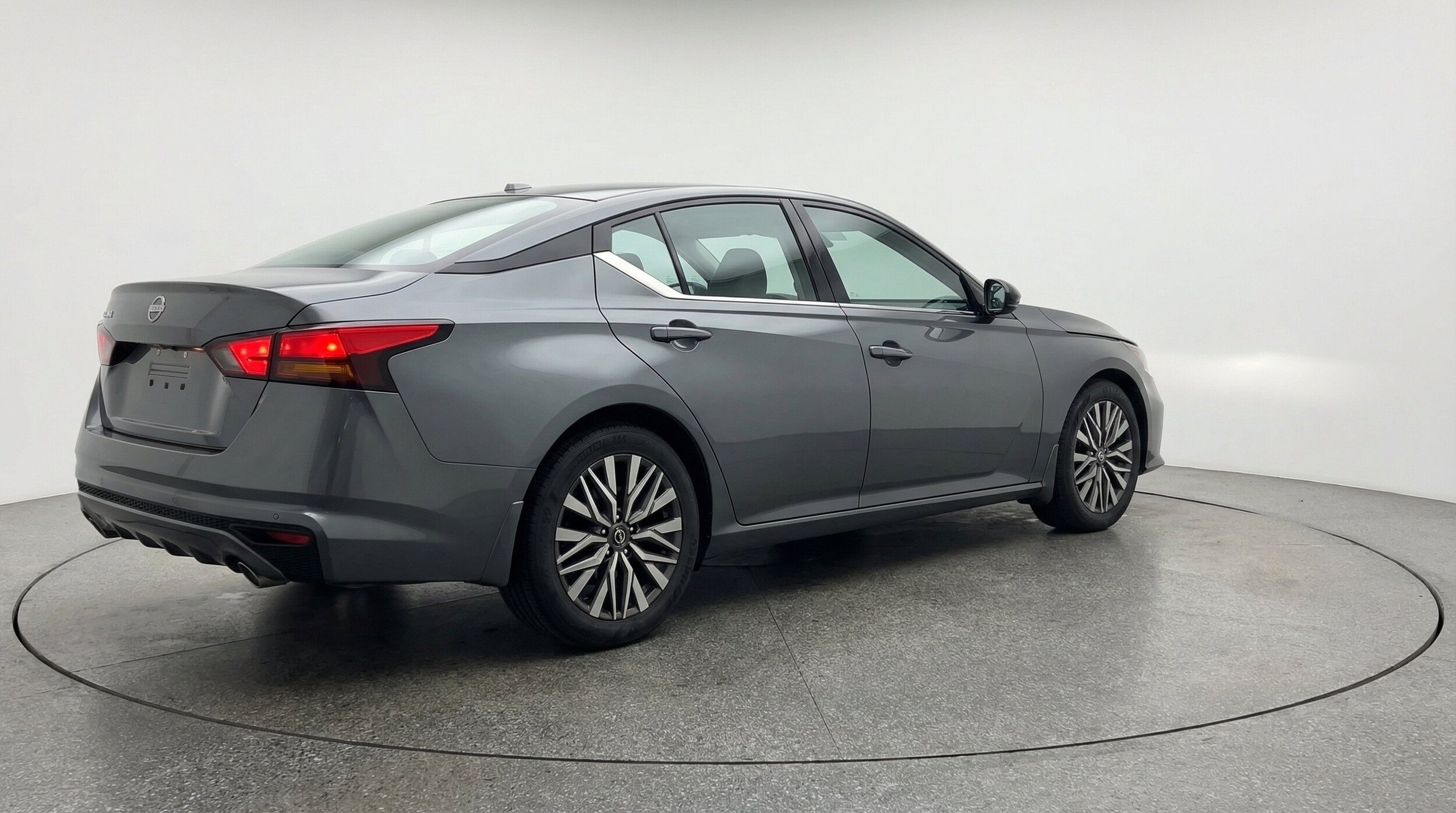 Thumbnail: 2025 Nissan Altima - 9
