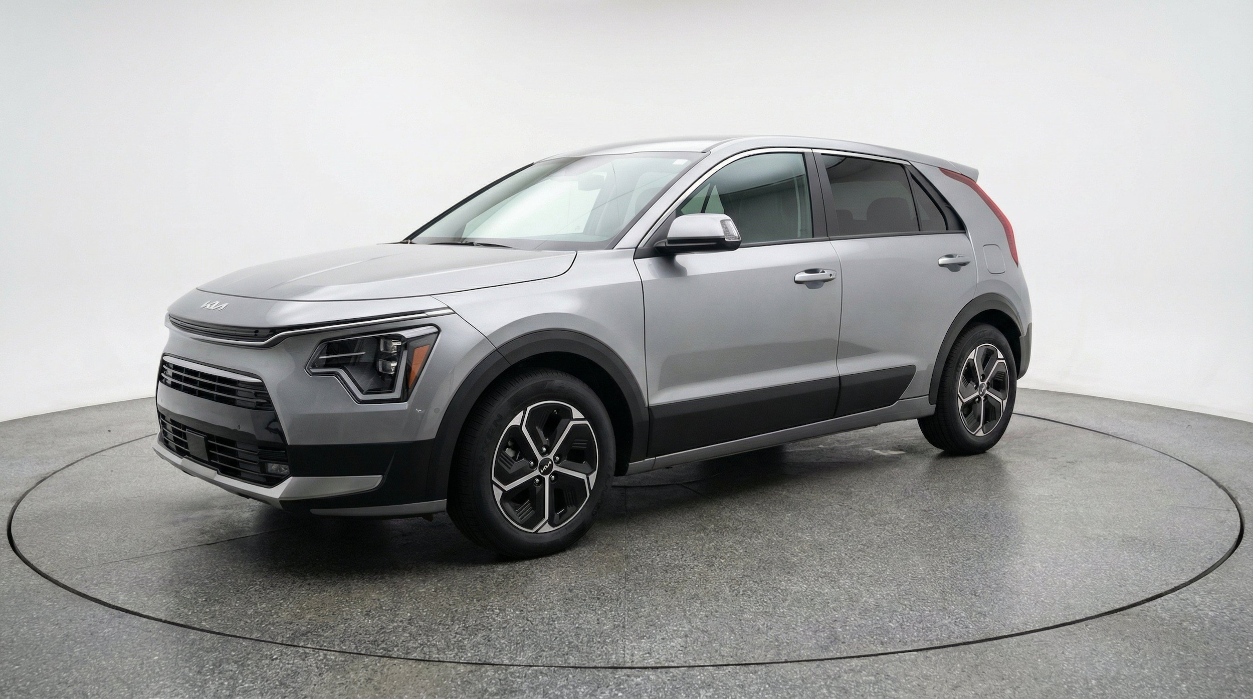 Thumbnail: 2026 Kia Niro - 3