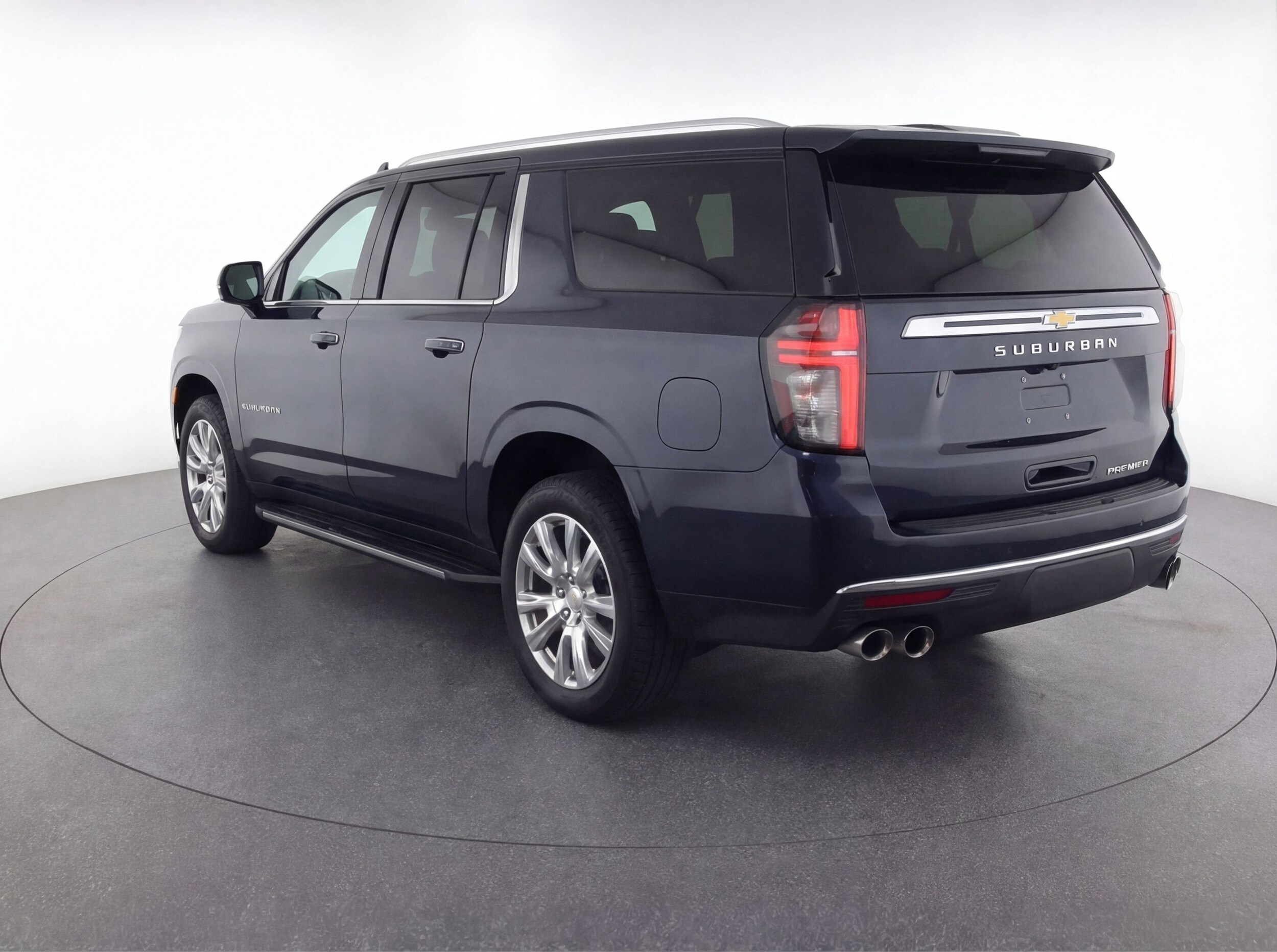 Thumbnail: 2023 Chevrolet Suburban - 6