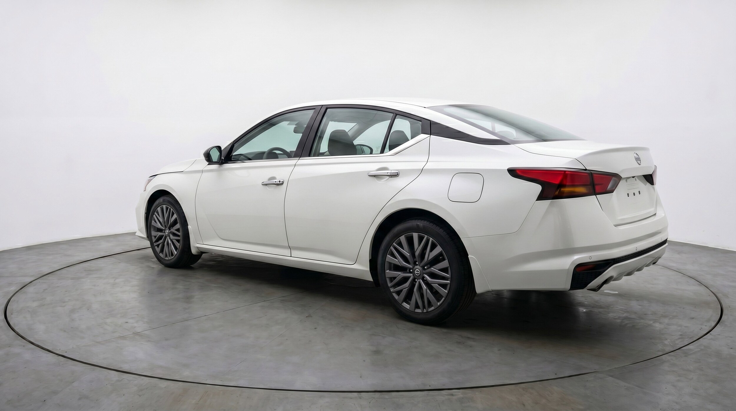 Thumbnail: 2025 Nissan Altima - 6