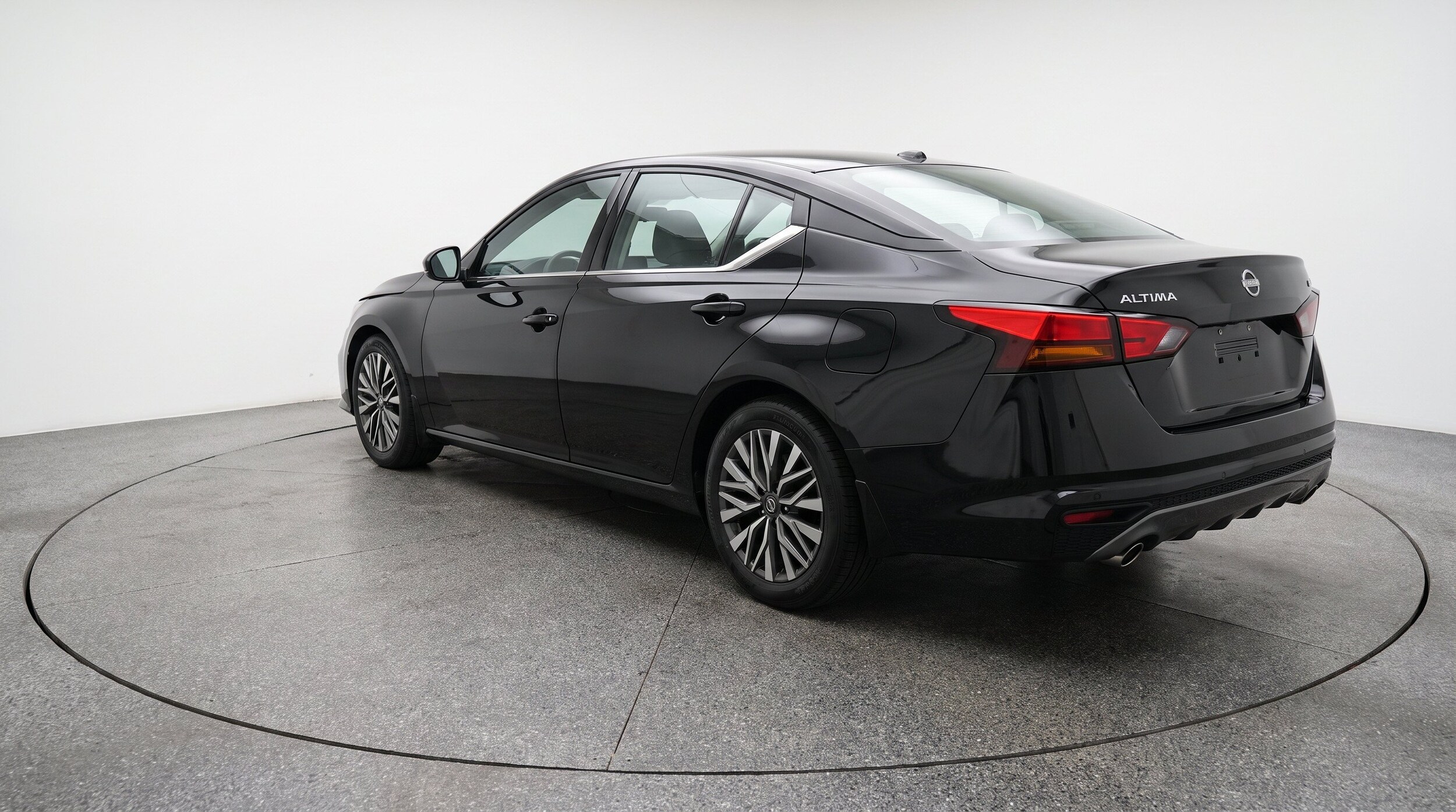 Thumbnail: 2025 Nissan Altima - 6