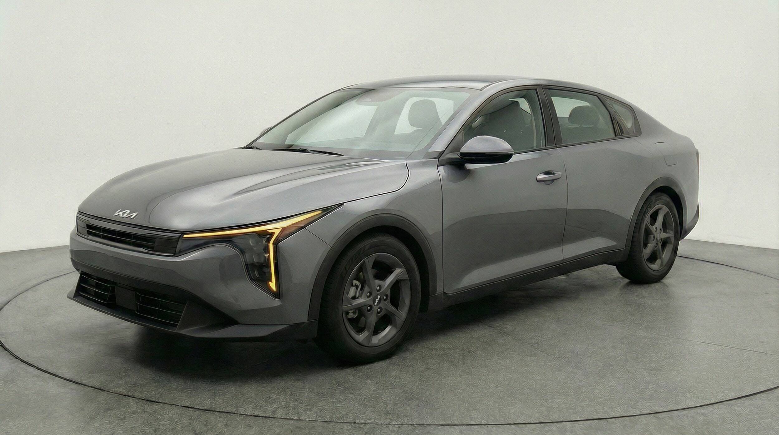 Thumbnail: 2025 Kia K4 - 3