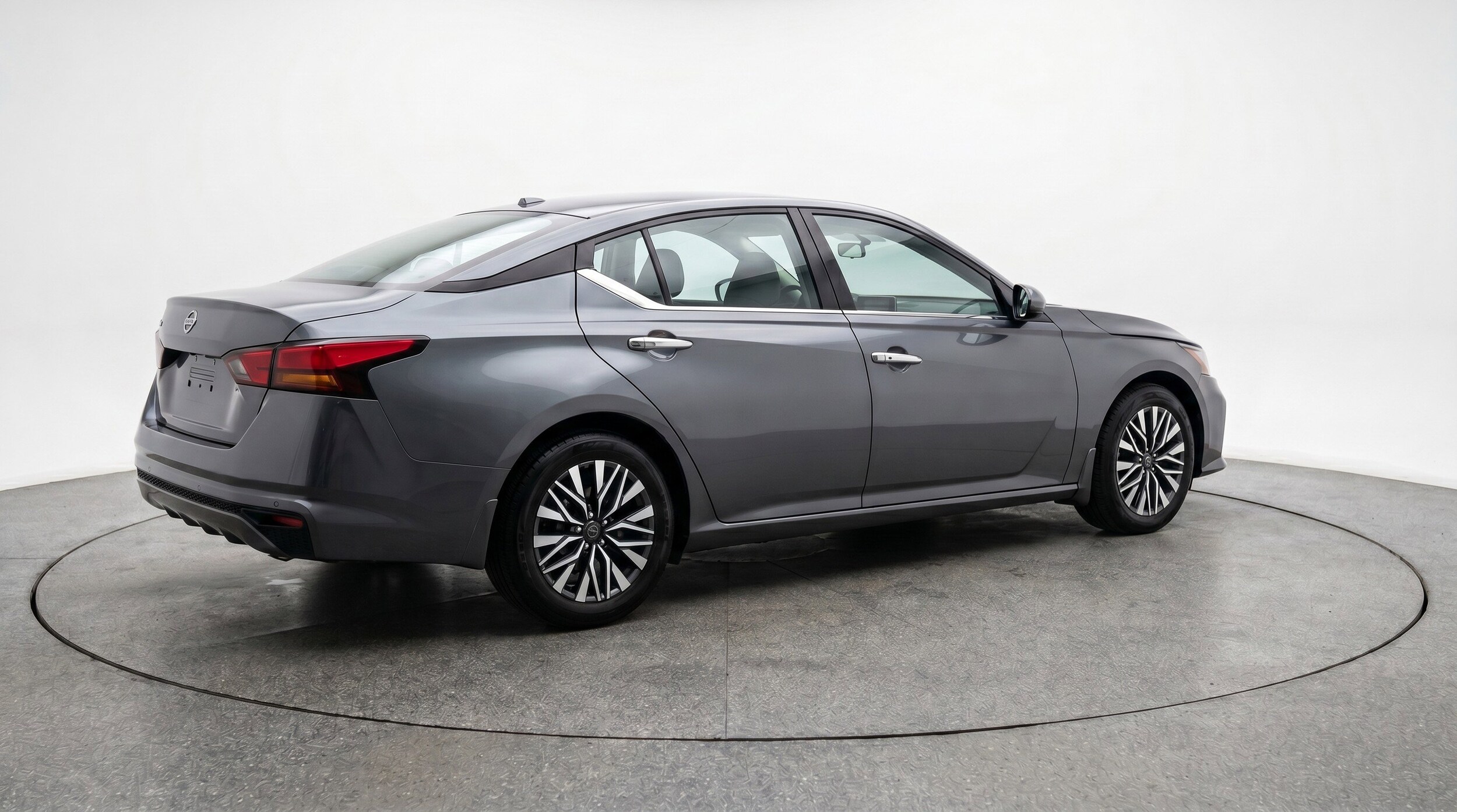 Thumbnail: 2025 Nissan Altima - 9