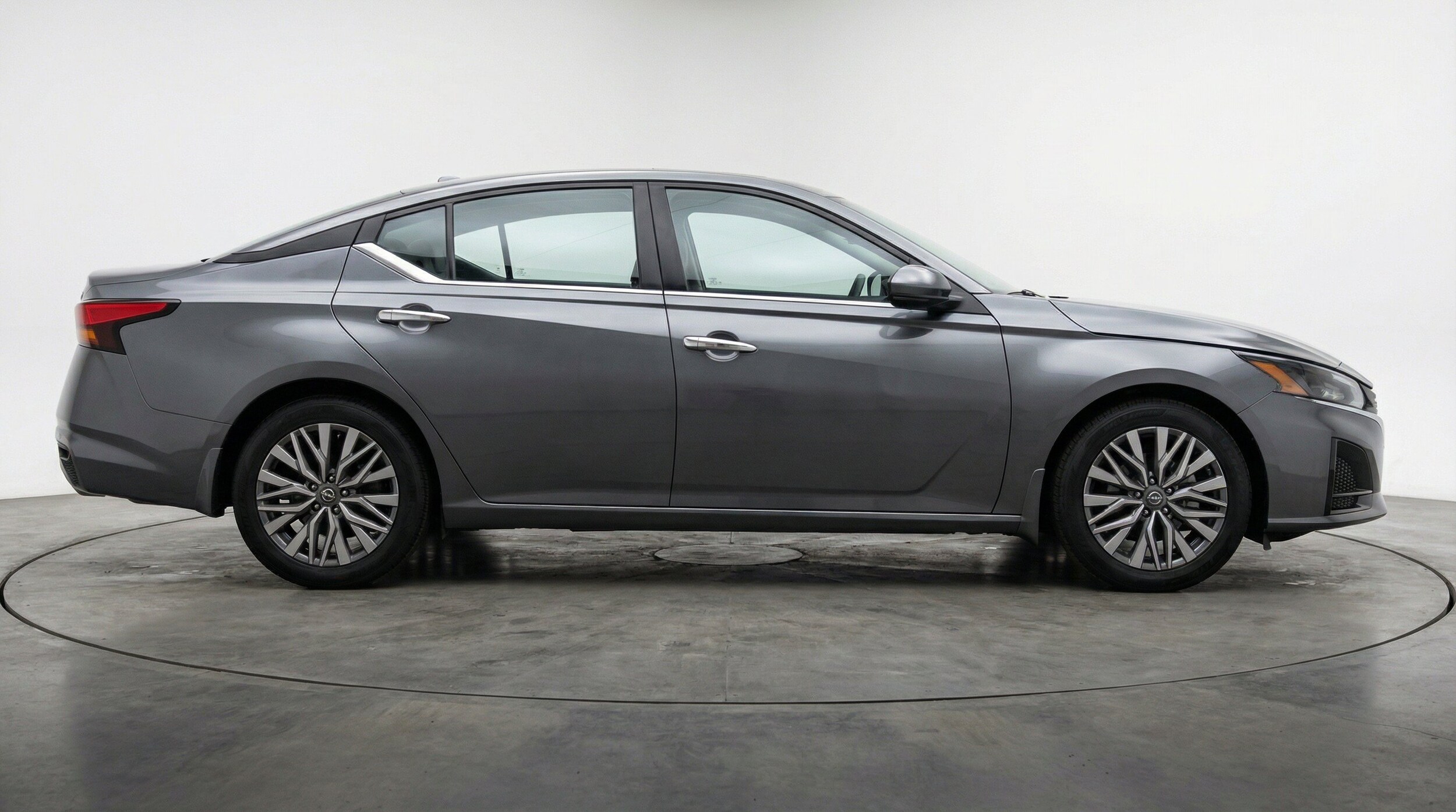 Thumbnail: 2025 Nissan Altima - 11