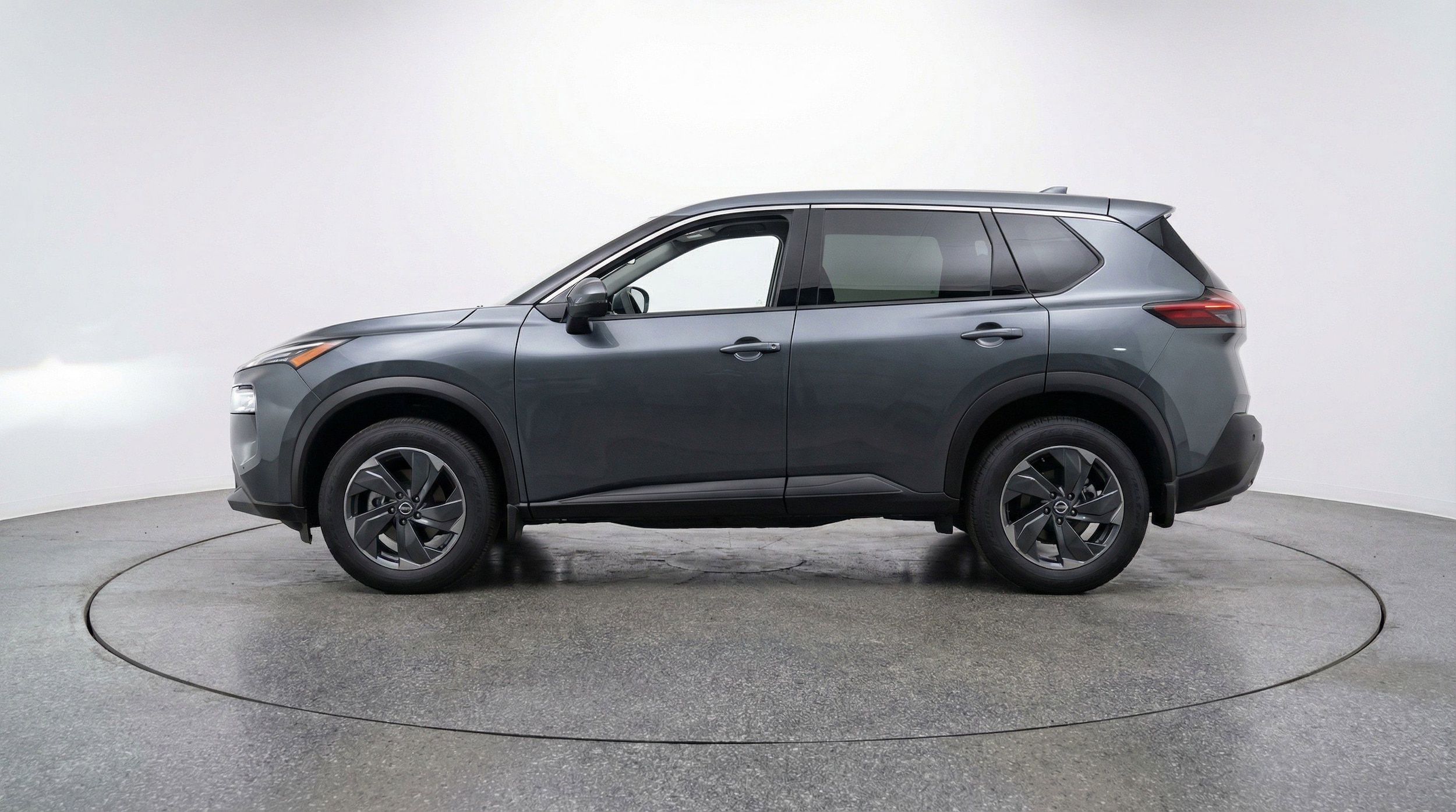 Thumbnail: 2025 Nissan Rogue - 5