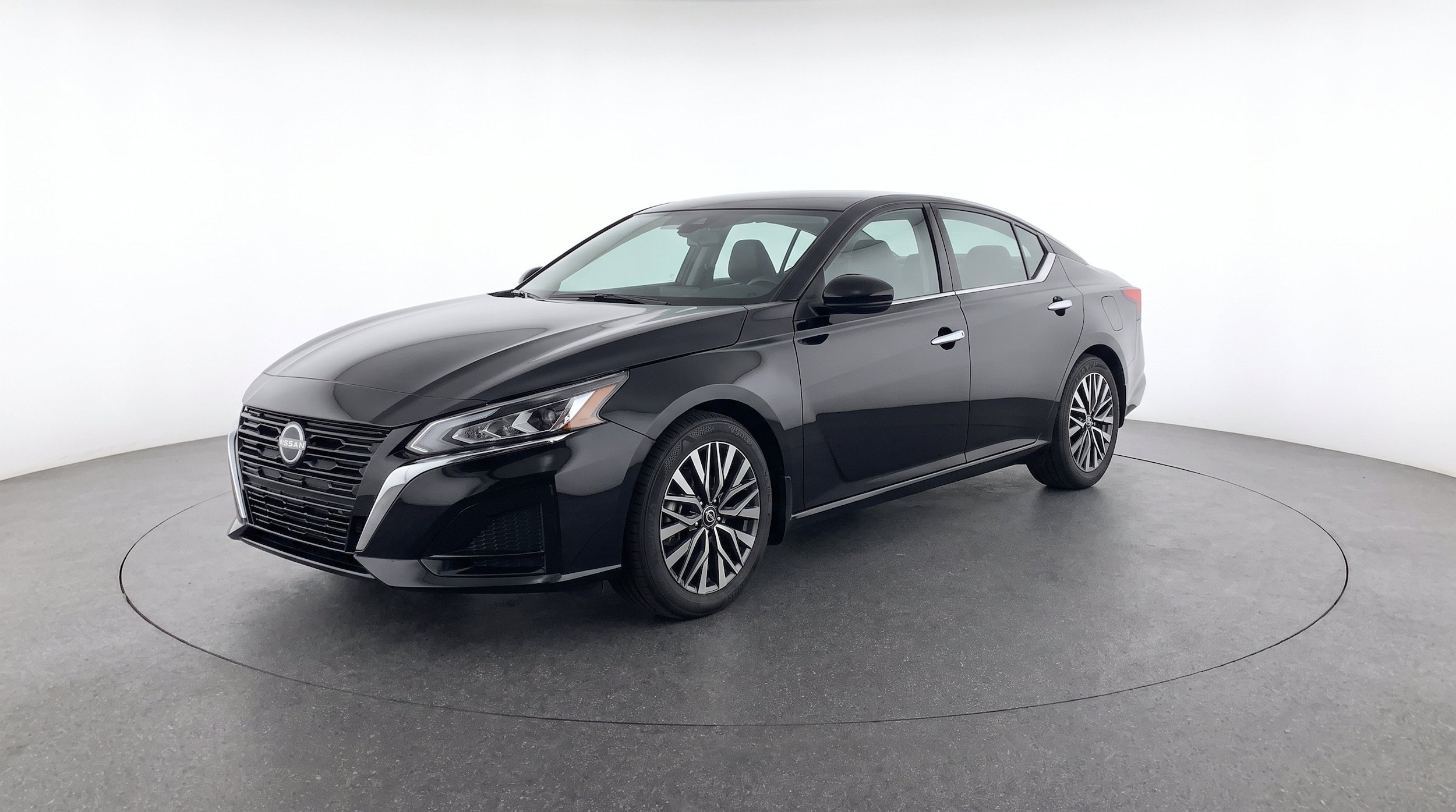 Thumbnail: 2025 Nissan Altima - 3
