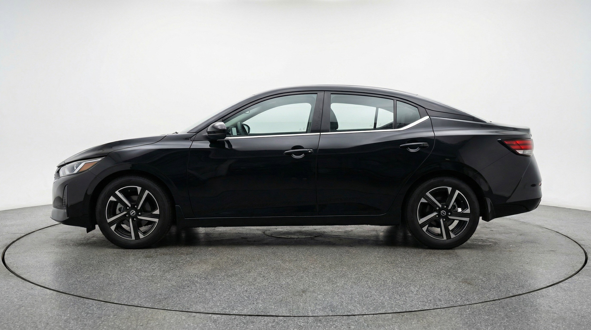 Thumbnail: 2025 Nissan Sentra - 5