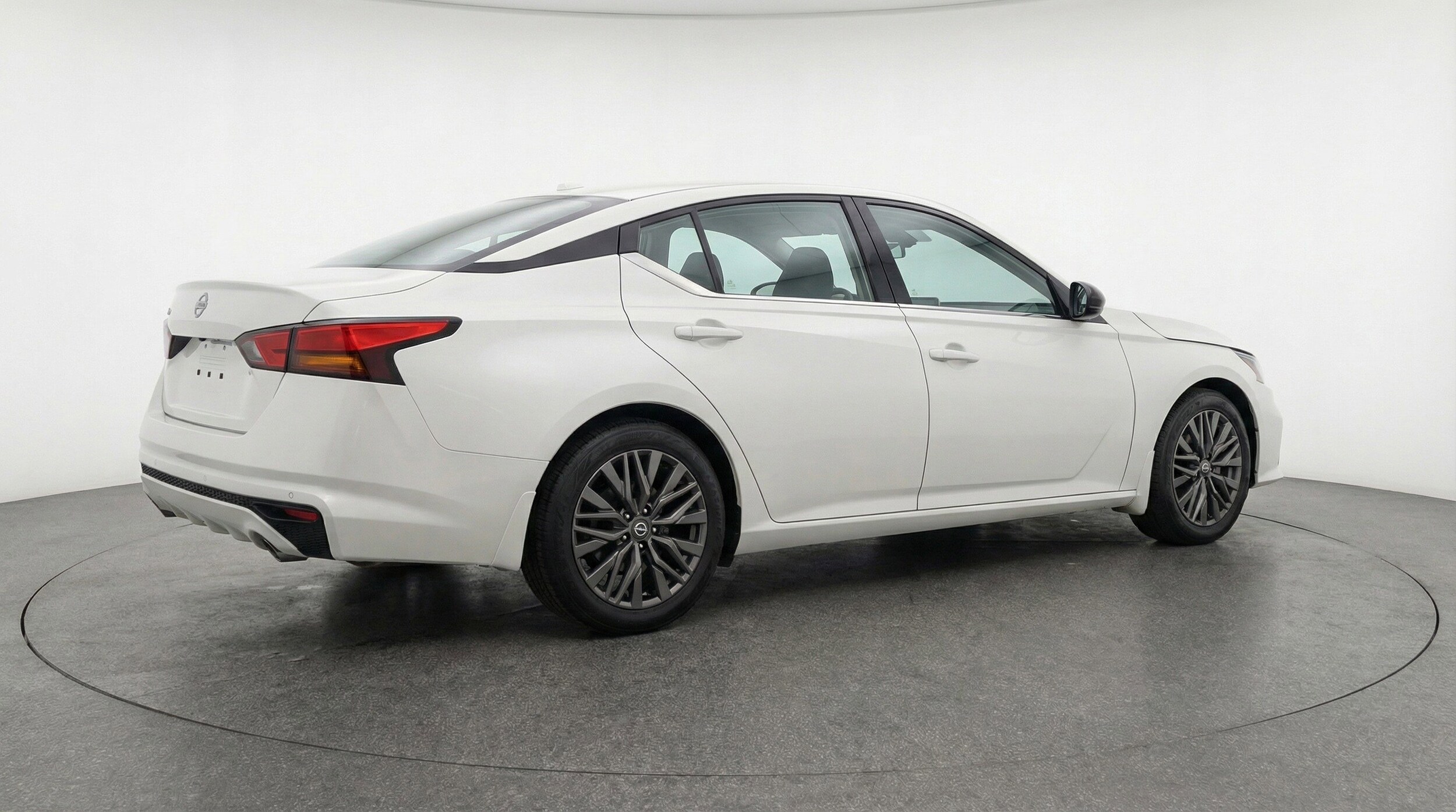 Thumbnail: 2025 Nissan Altima - 9